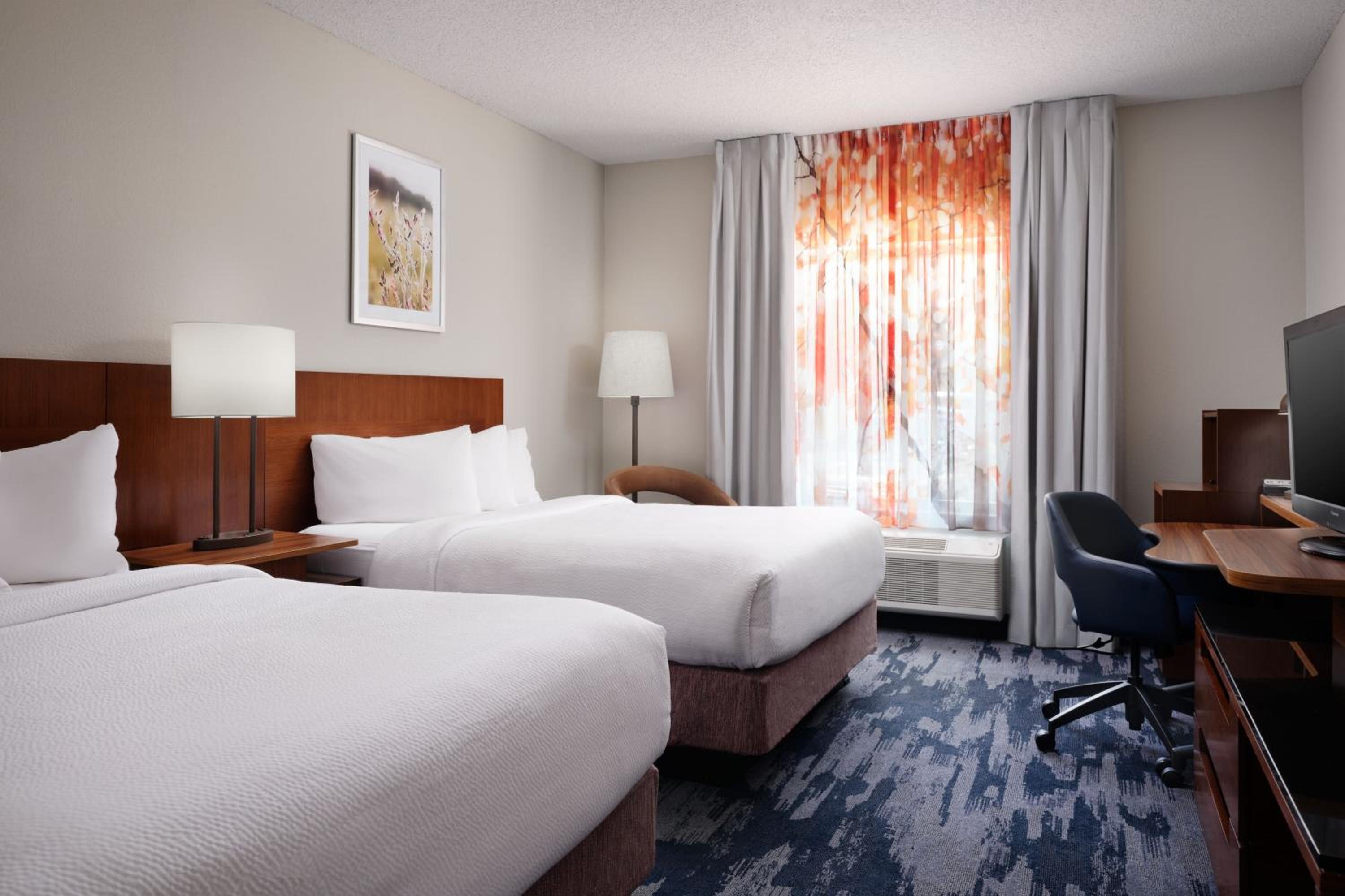 Double Room with Two Double Beds - Photo 9