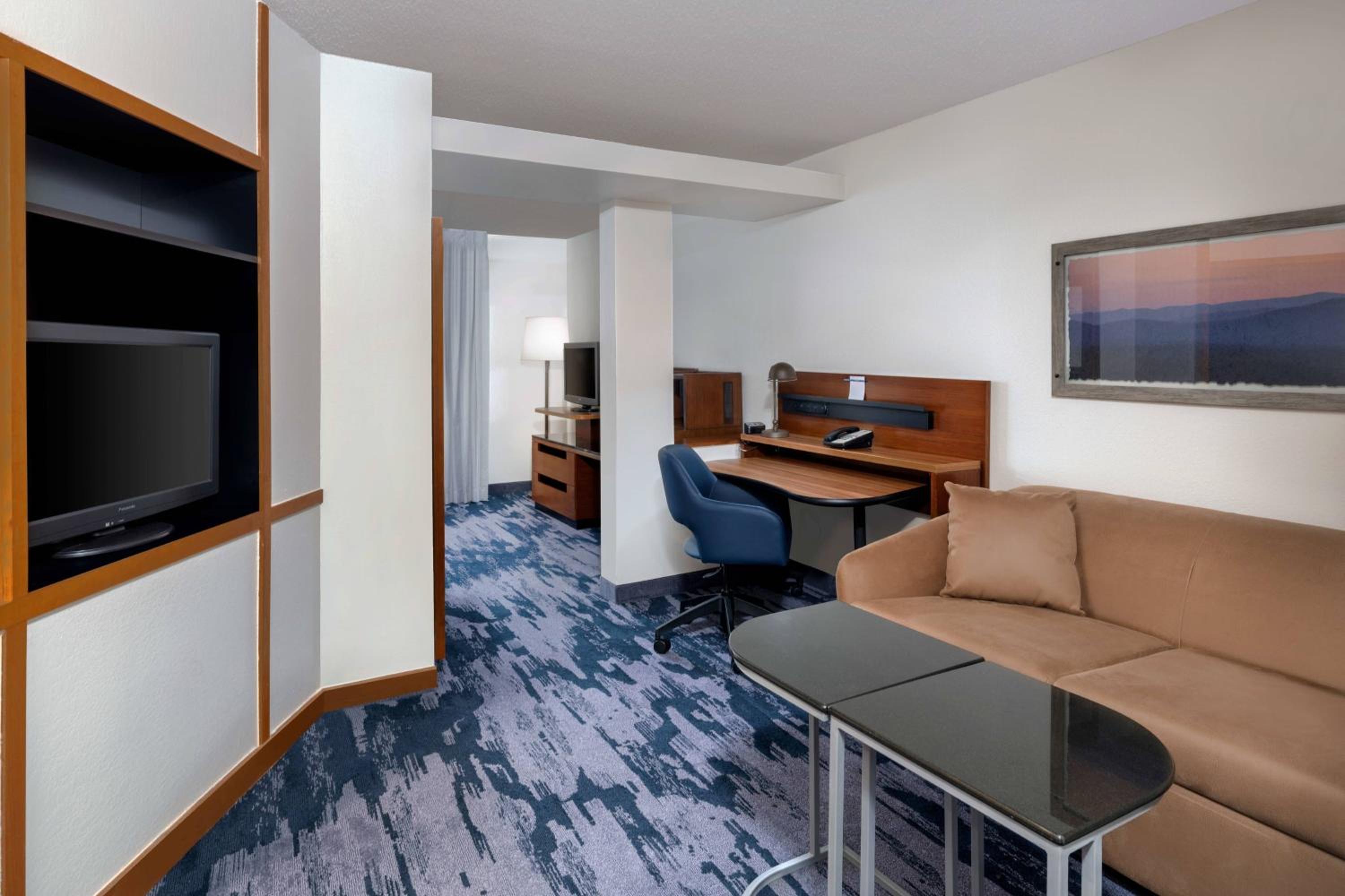 King Suite with Sofa Bed - Photo 3