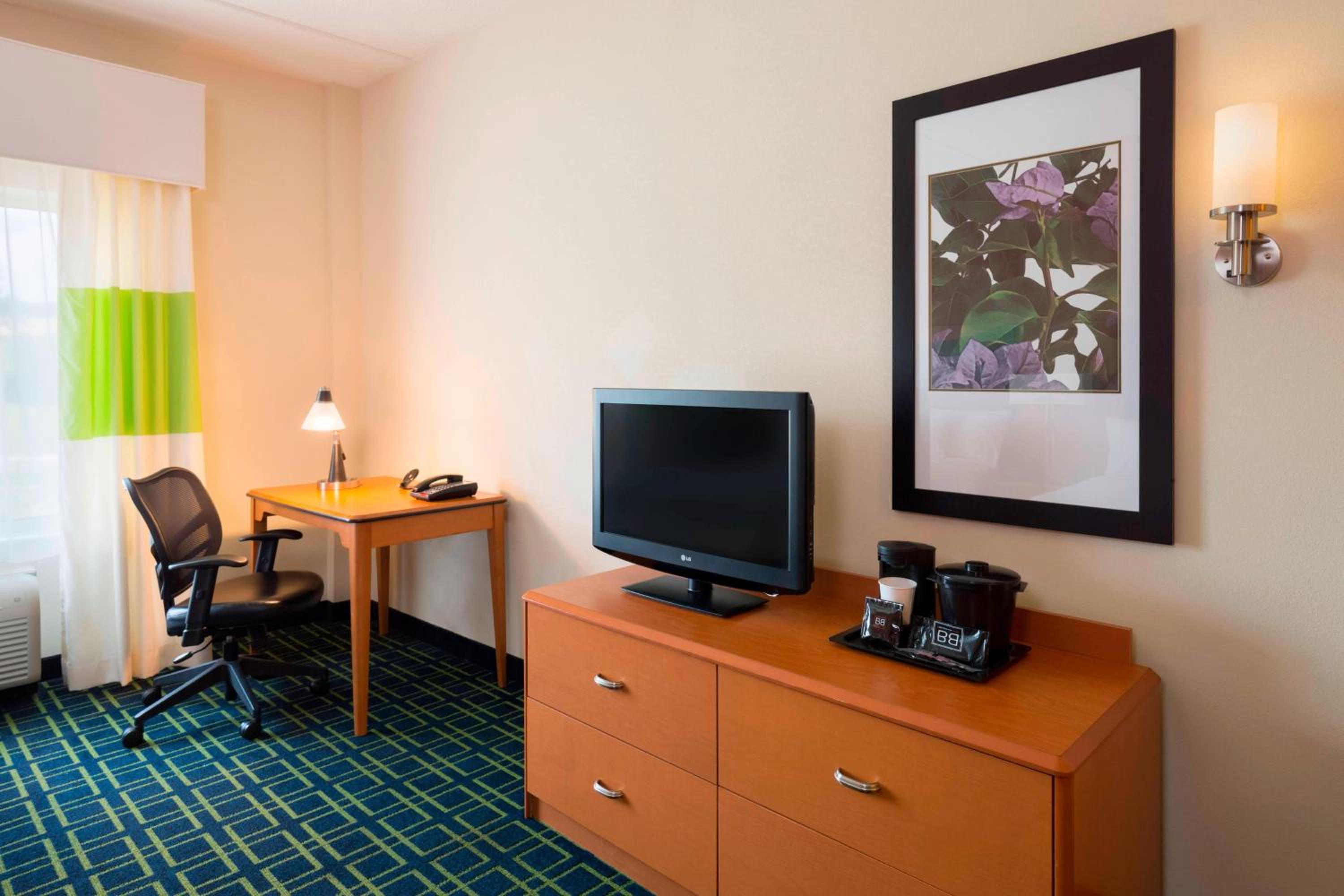 Double Room with Two Double Beds - Photo 4