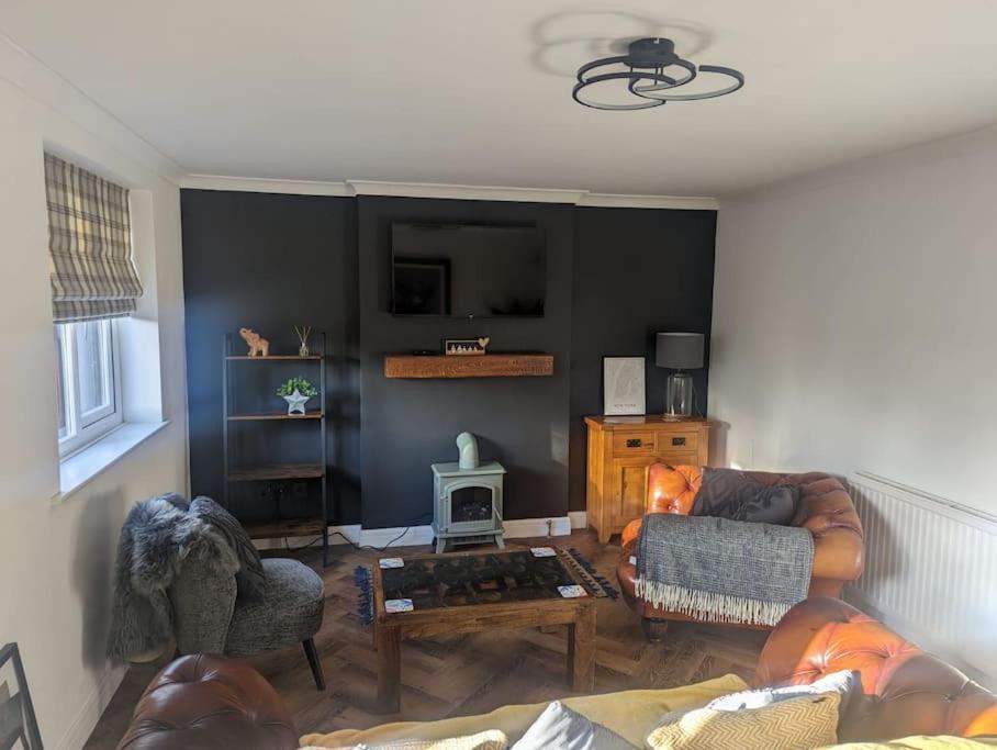 Three-Bedroom House photo 1