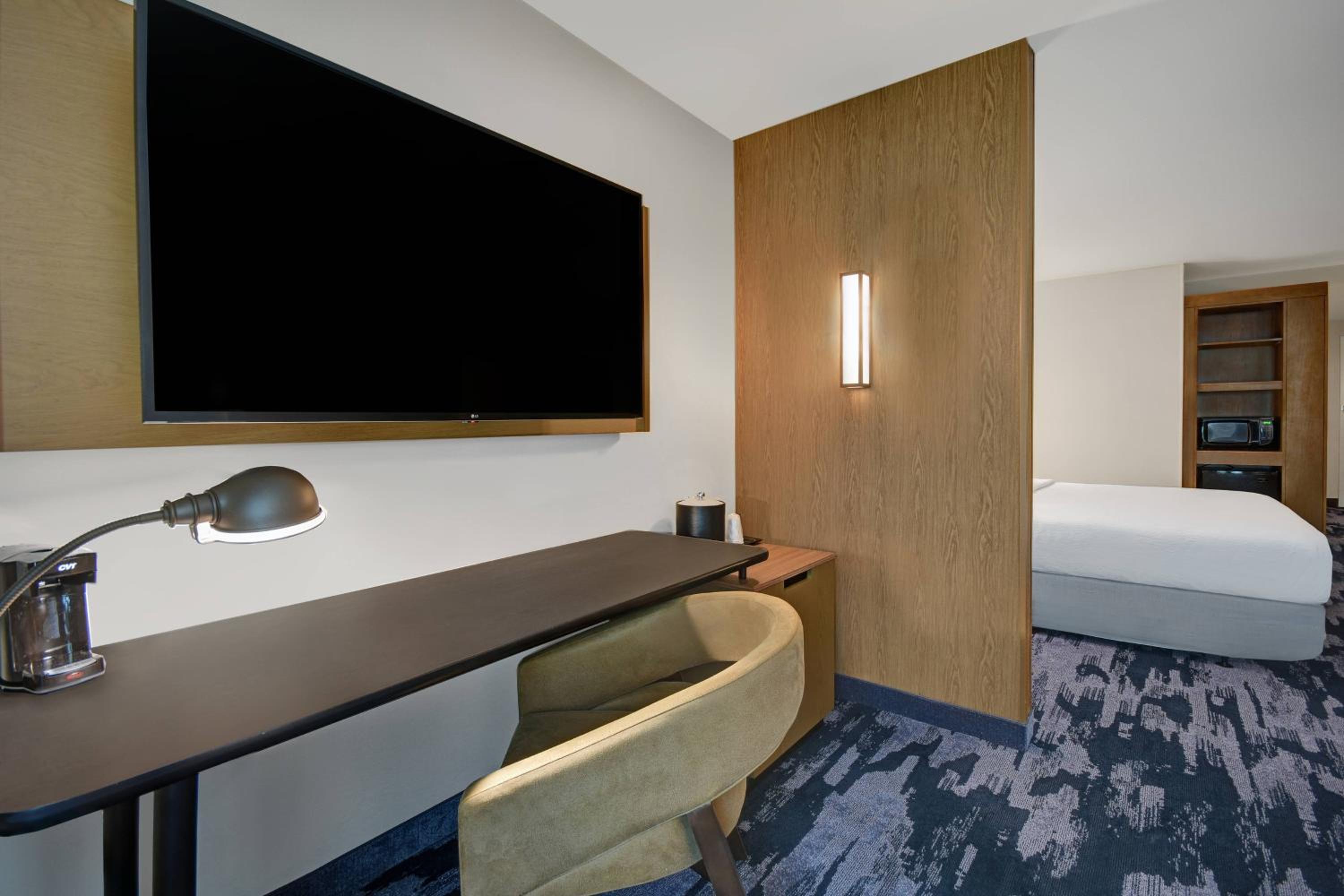King Suite with Sofa Bed - Photo 7