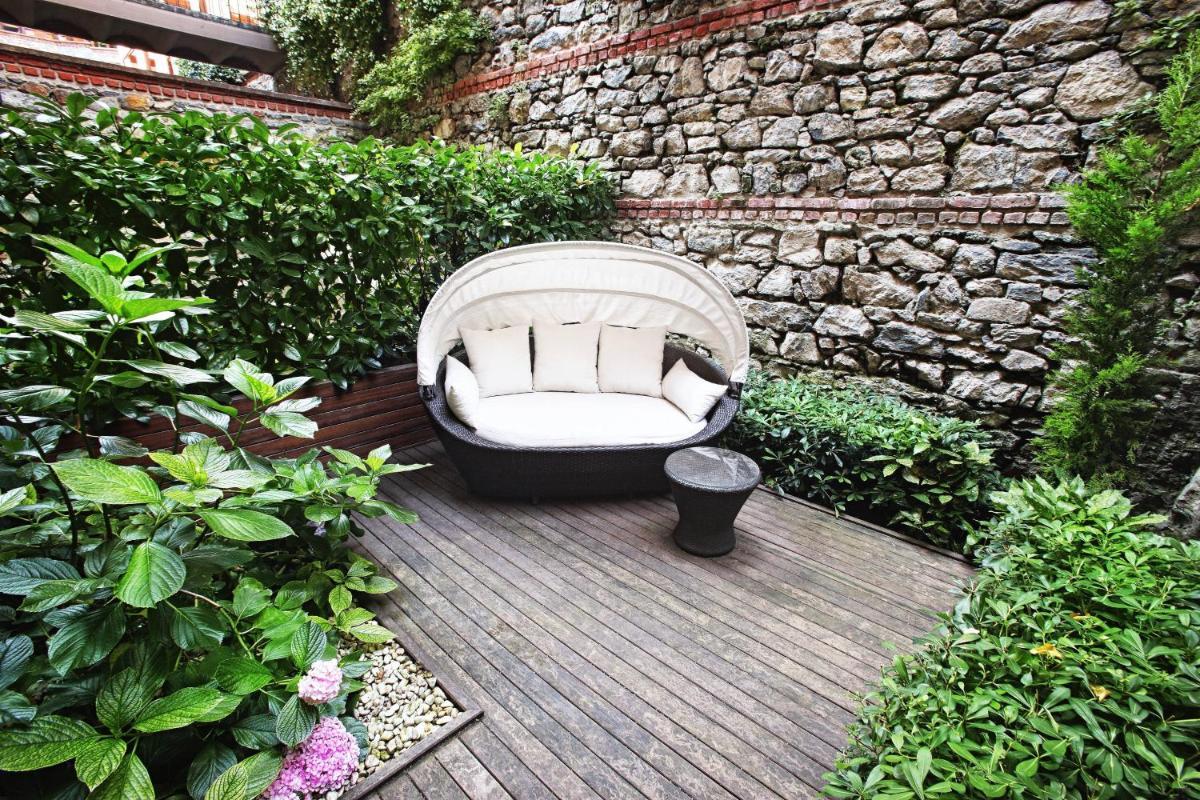 Spectacular King Room with Garden photo 2