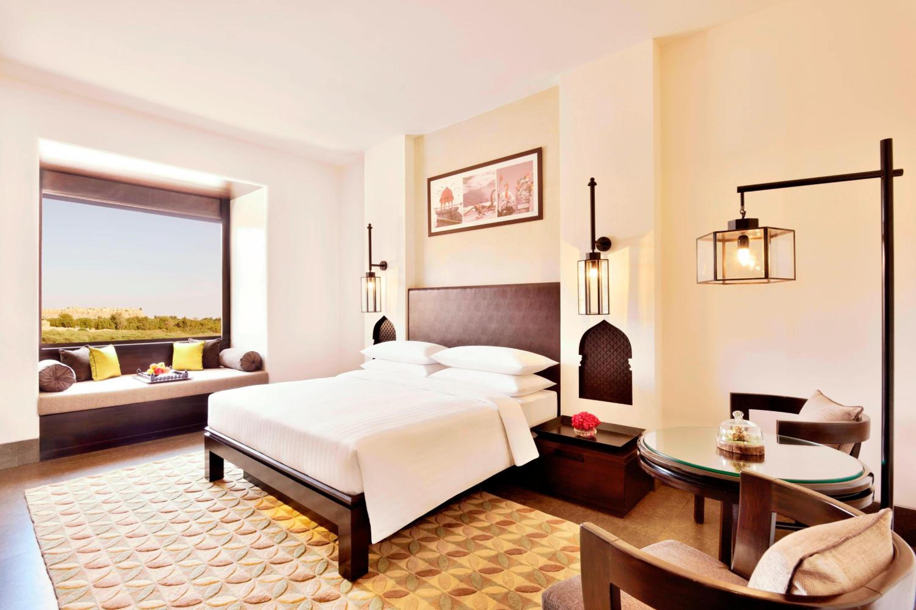Fort View Room King Bed with 4 Pints of Beer & INR 1000 Hotel Credit and complimentary Hi-Tea photo 2