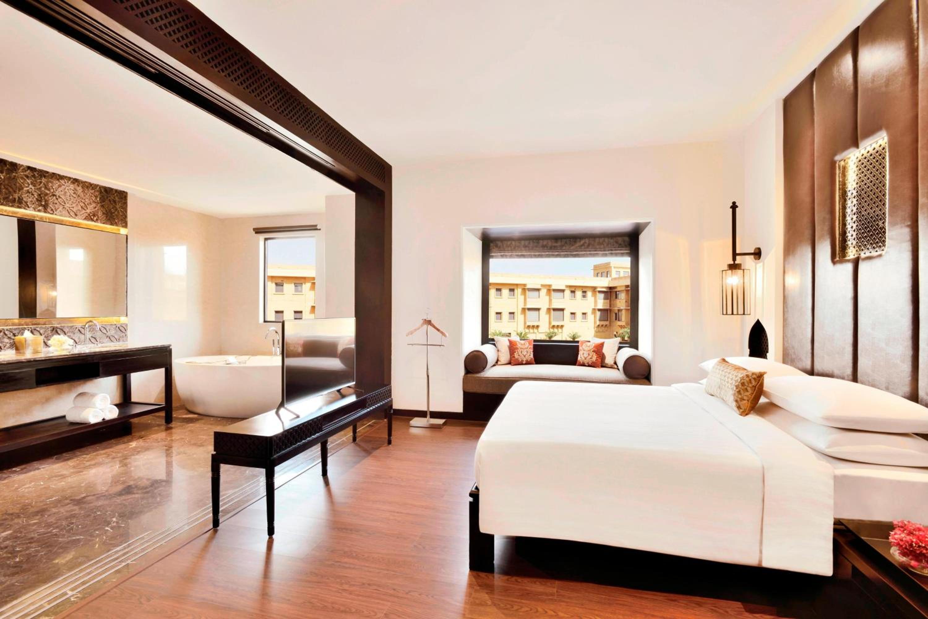 Marriott Jaisalmer Suite, 1 Bedroom Suite with 4 Pints of Beer & INR 1000 Hotel Credit and complimentary Hi-Tea photo 2