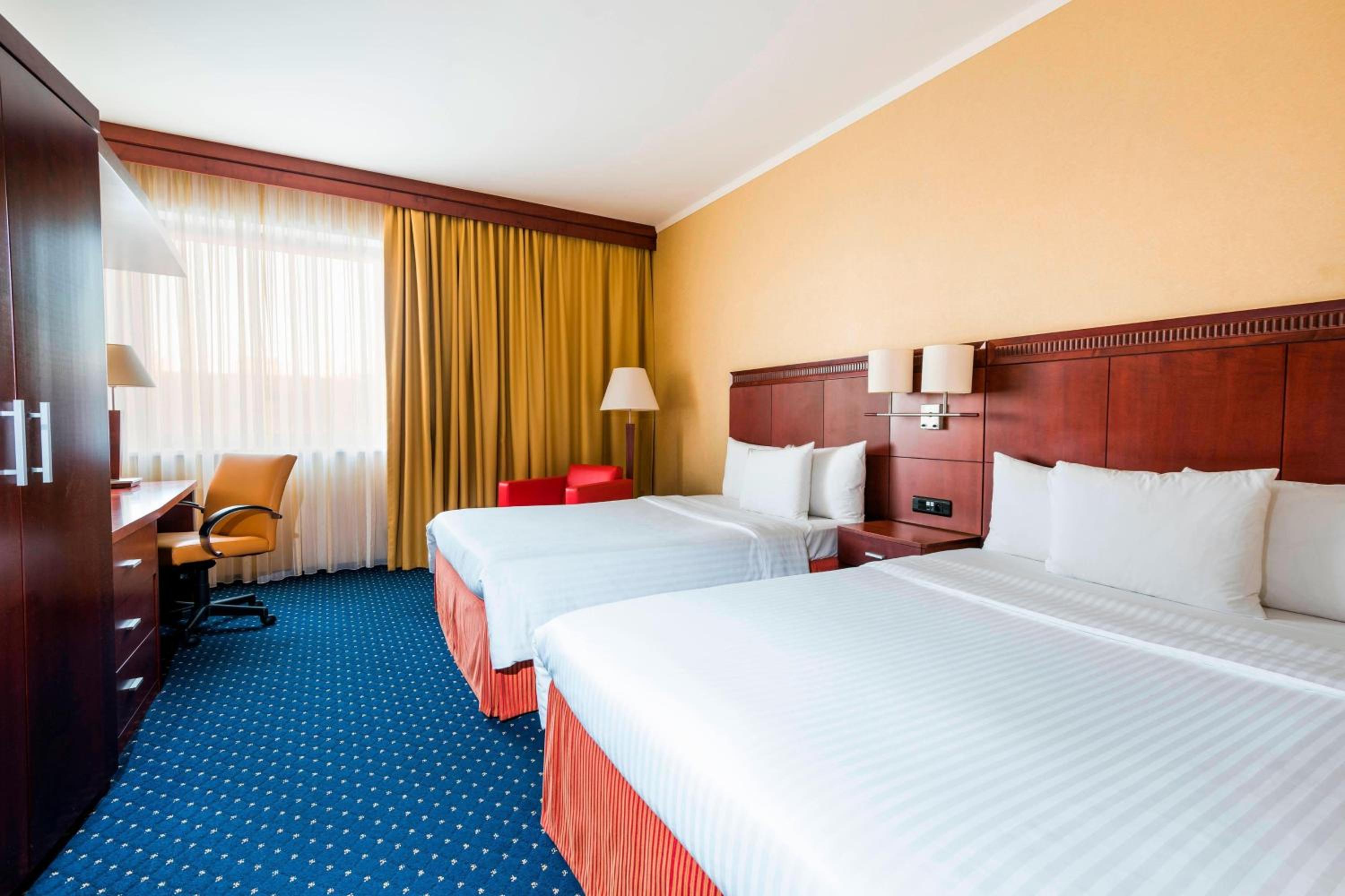 Deluxe Guest room, 2 Doubles, High floor