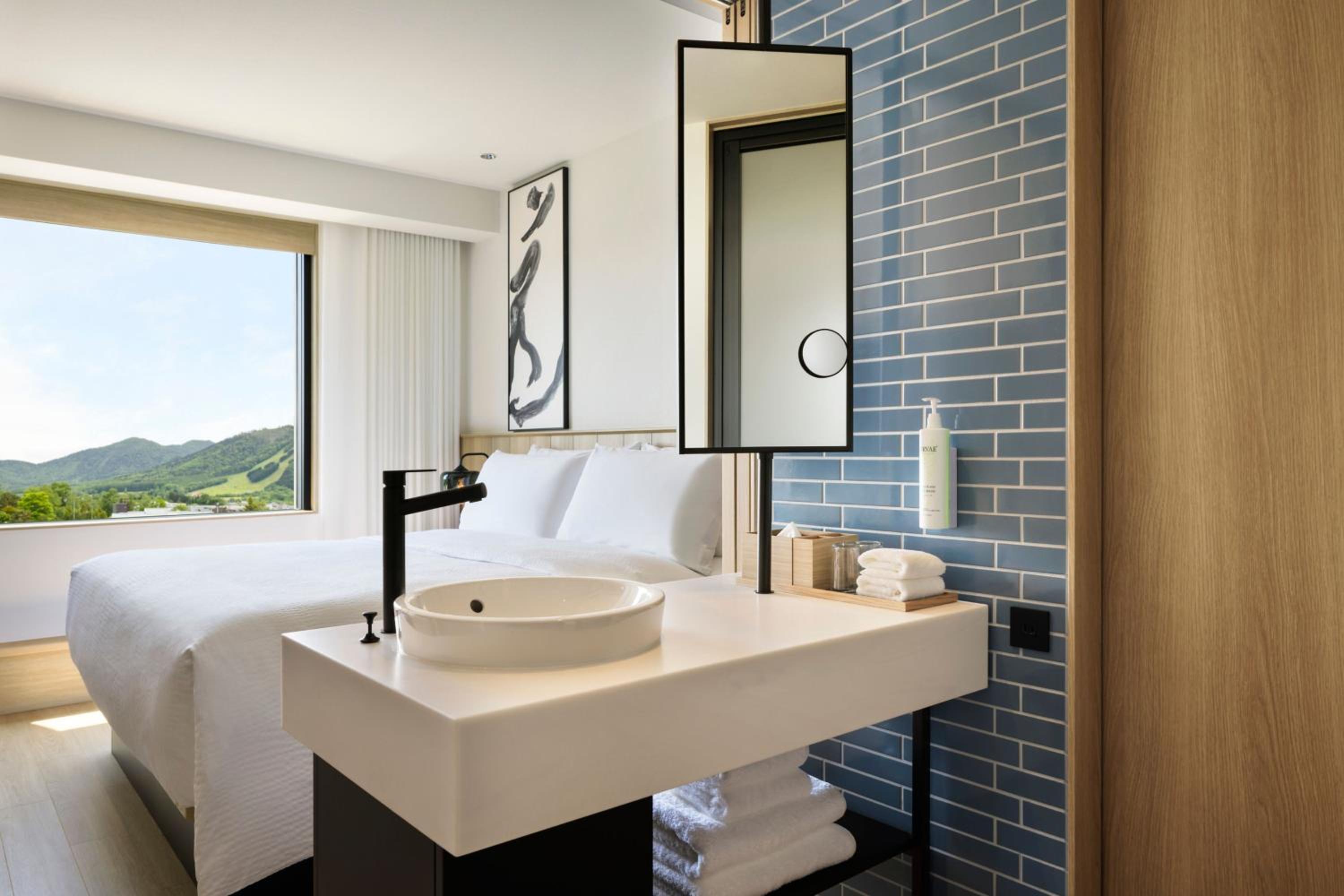 Standard Twin Room - Photo 5