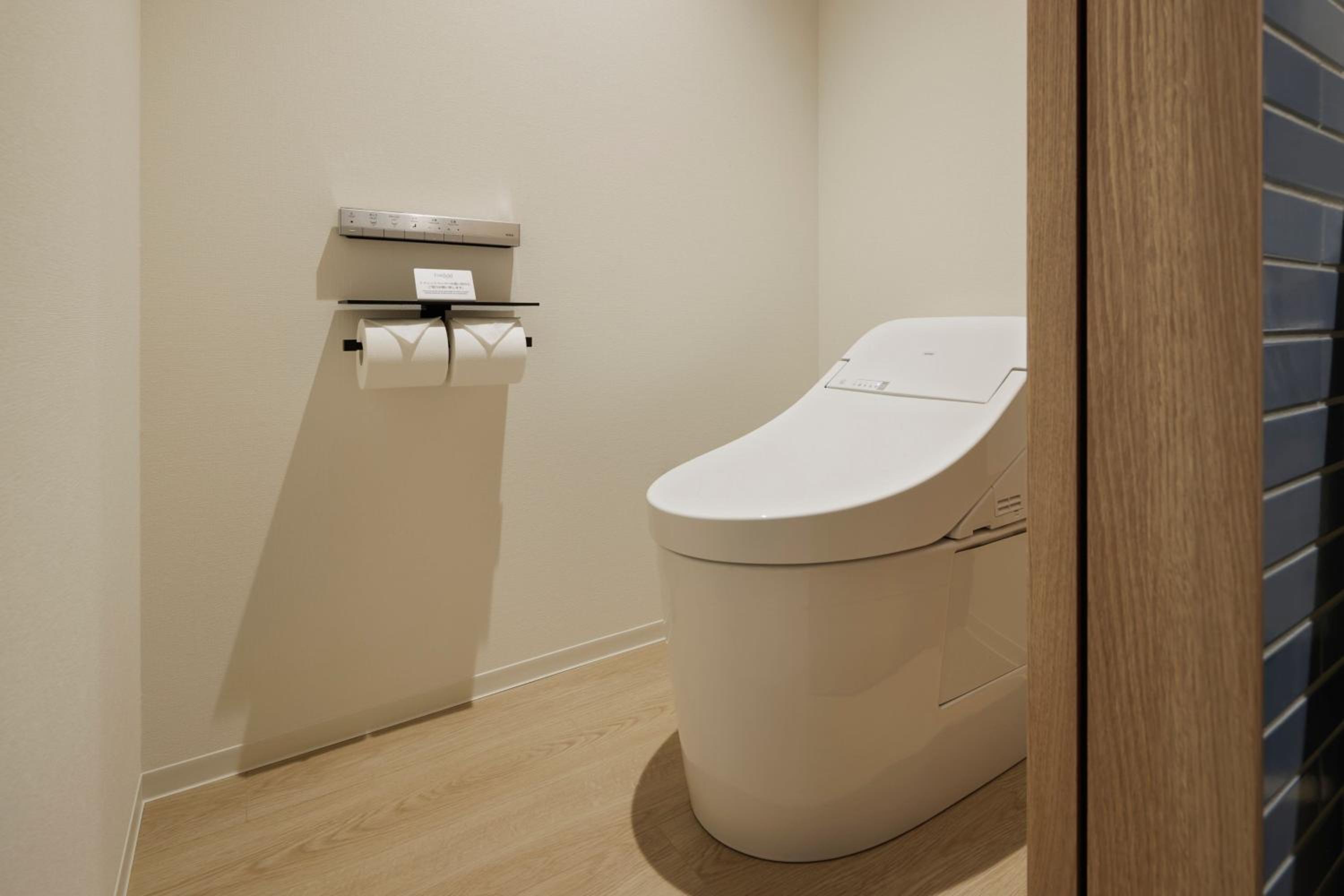 Standard Twin Room - Photo 6