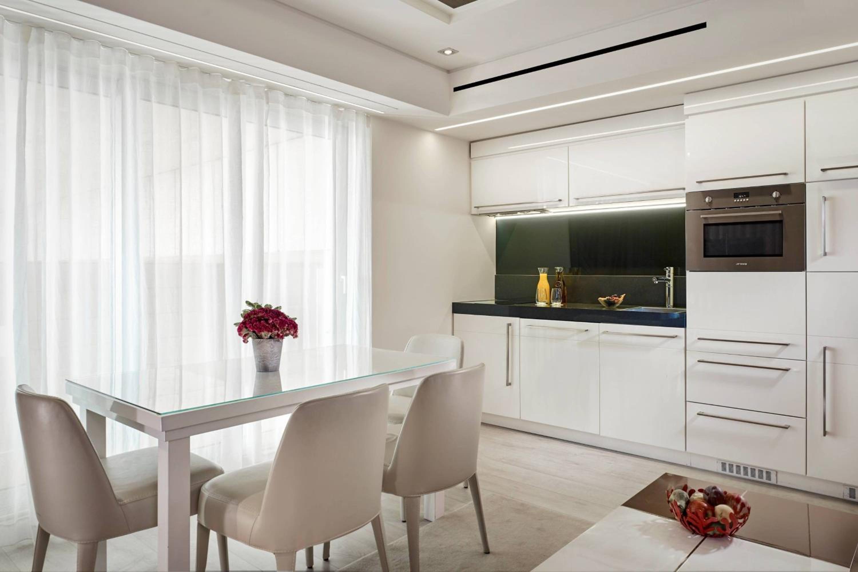Family suite, Sea view, 1 King, Balcony