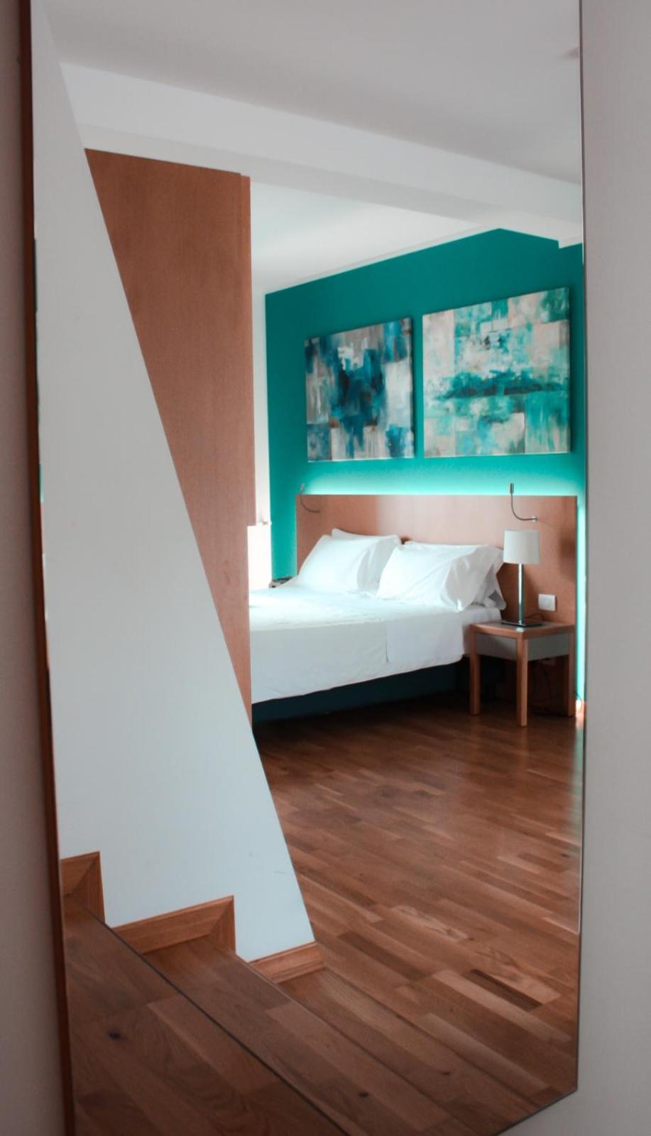 Deluxe Room - Photo 2