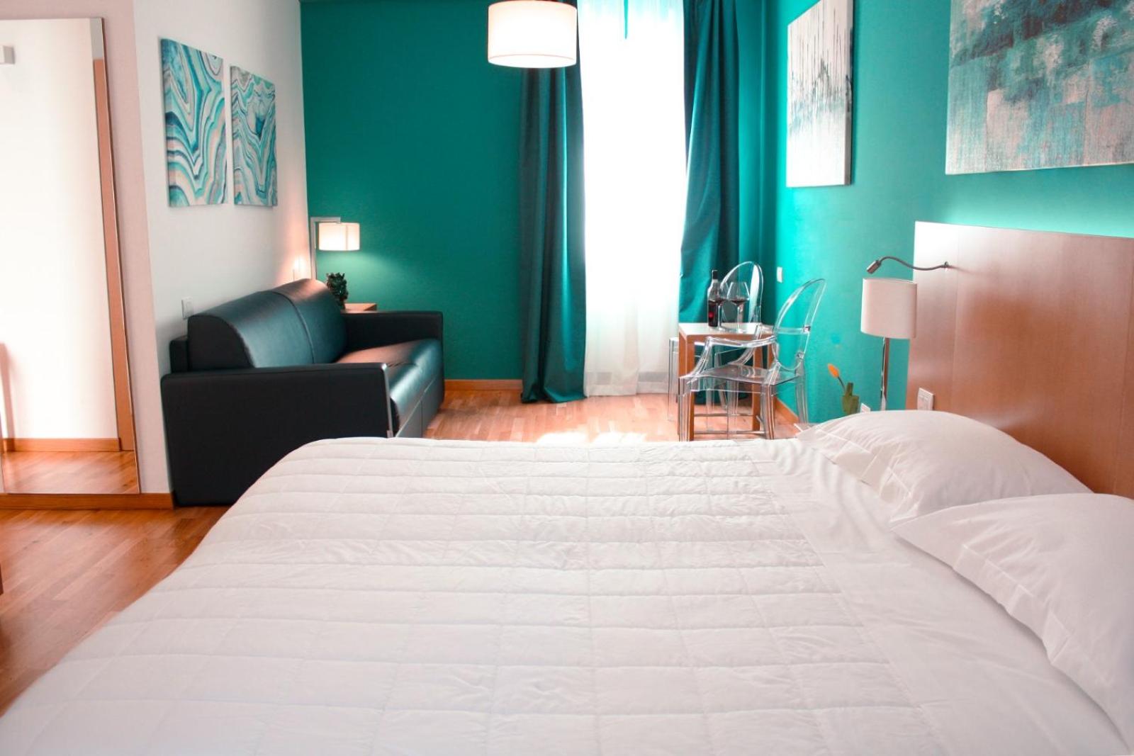 Deluxe Room - Photo 14