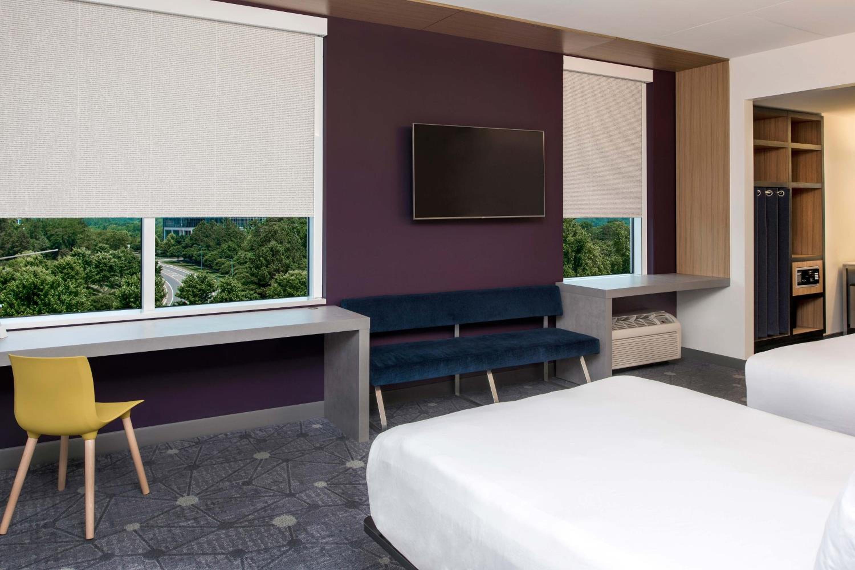 Queen Room with Two Queen Beds - Hearing Accessible - Photo 6