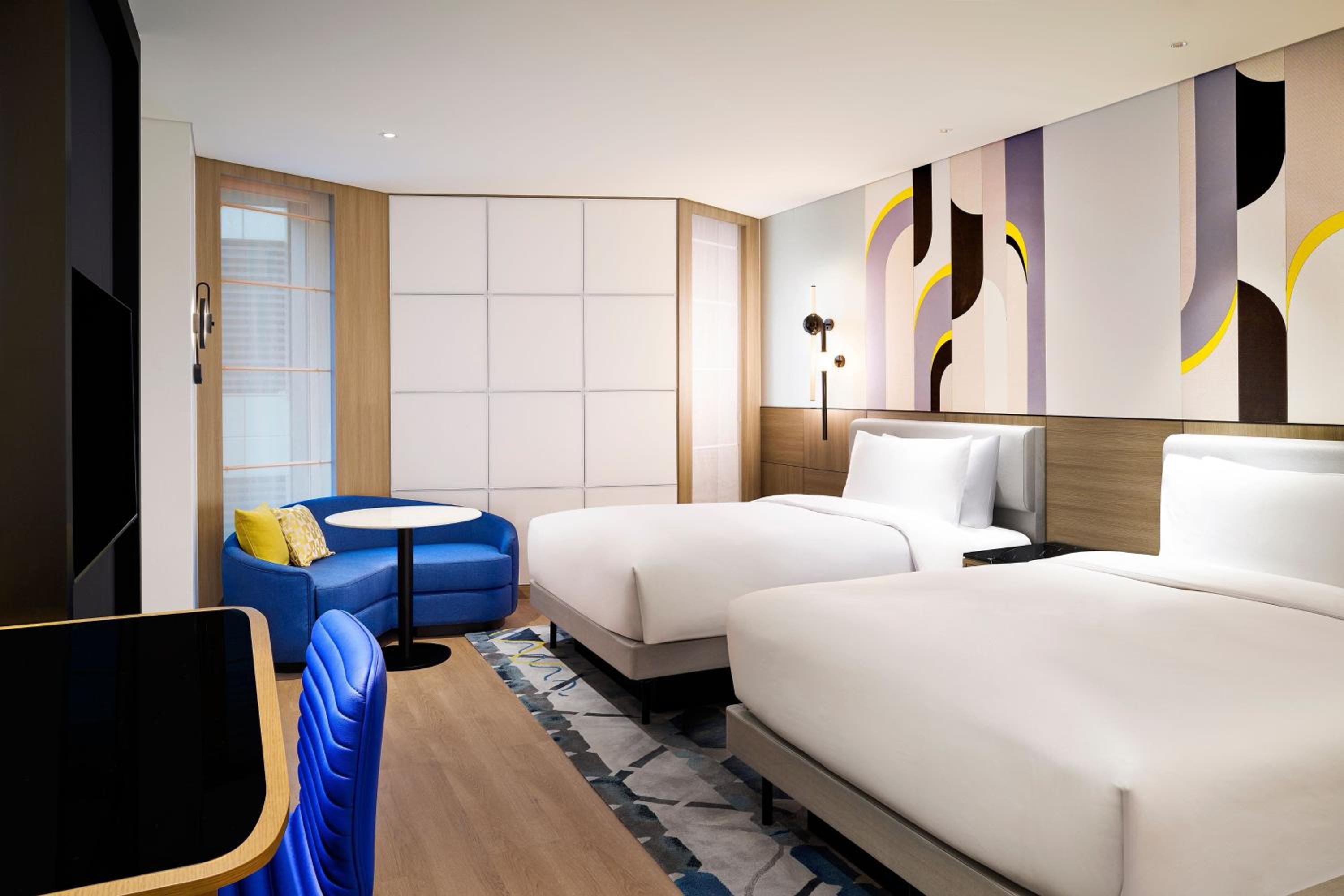 Deluxe Double Room with Two Double Beds and City View - Photo 1