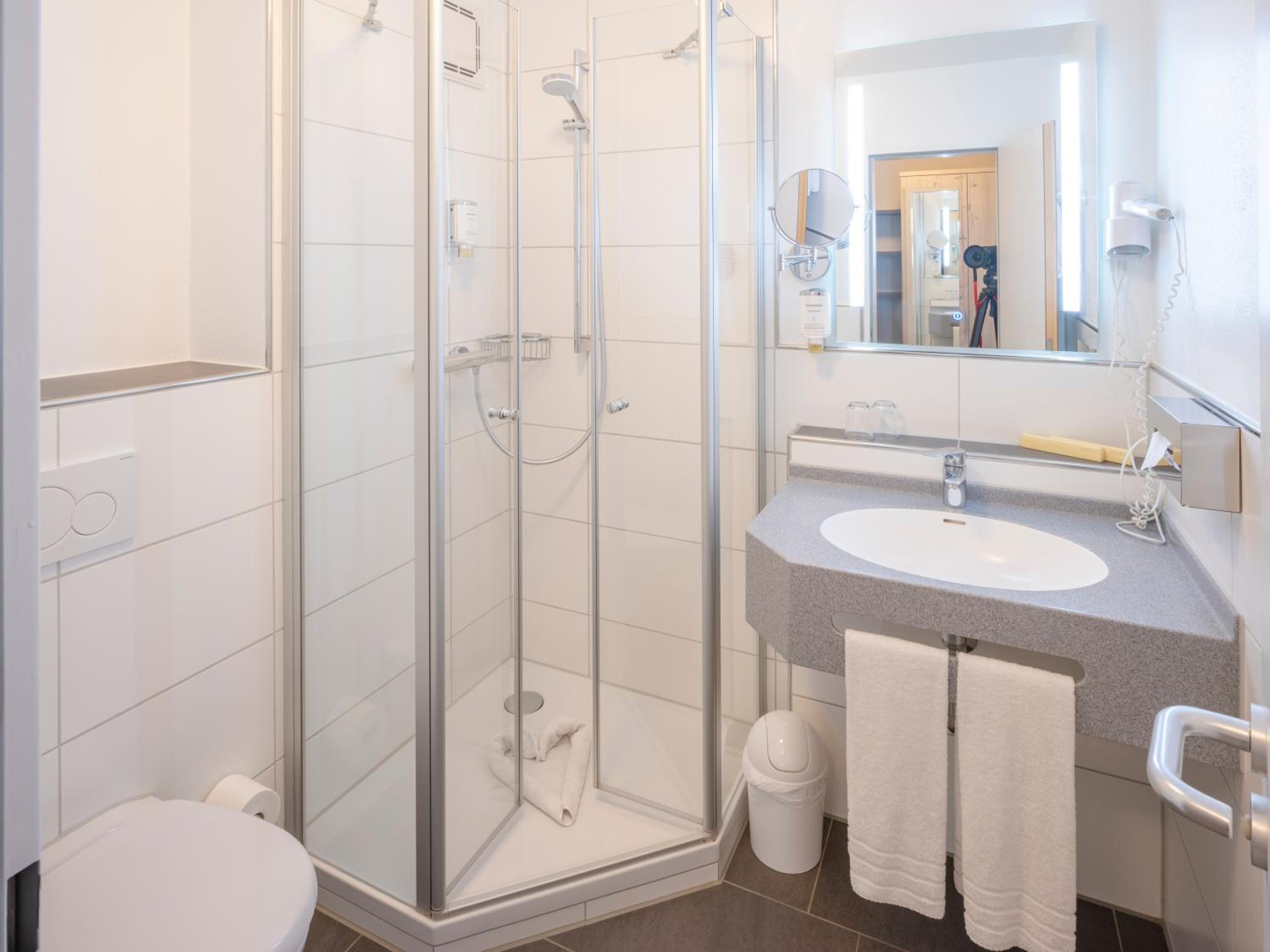 Standard Double Room - Photo 2