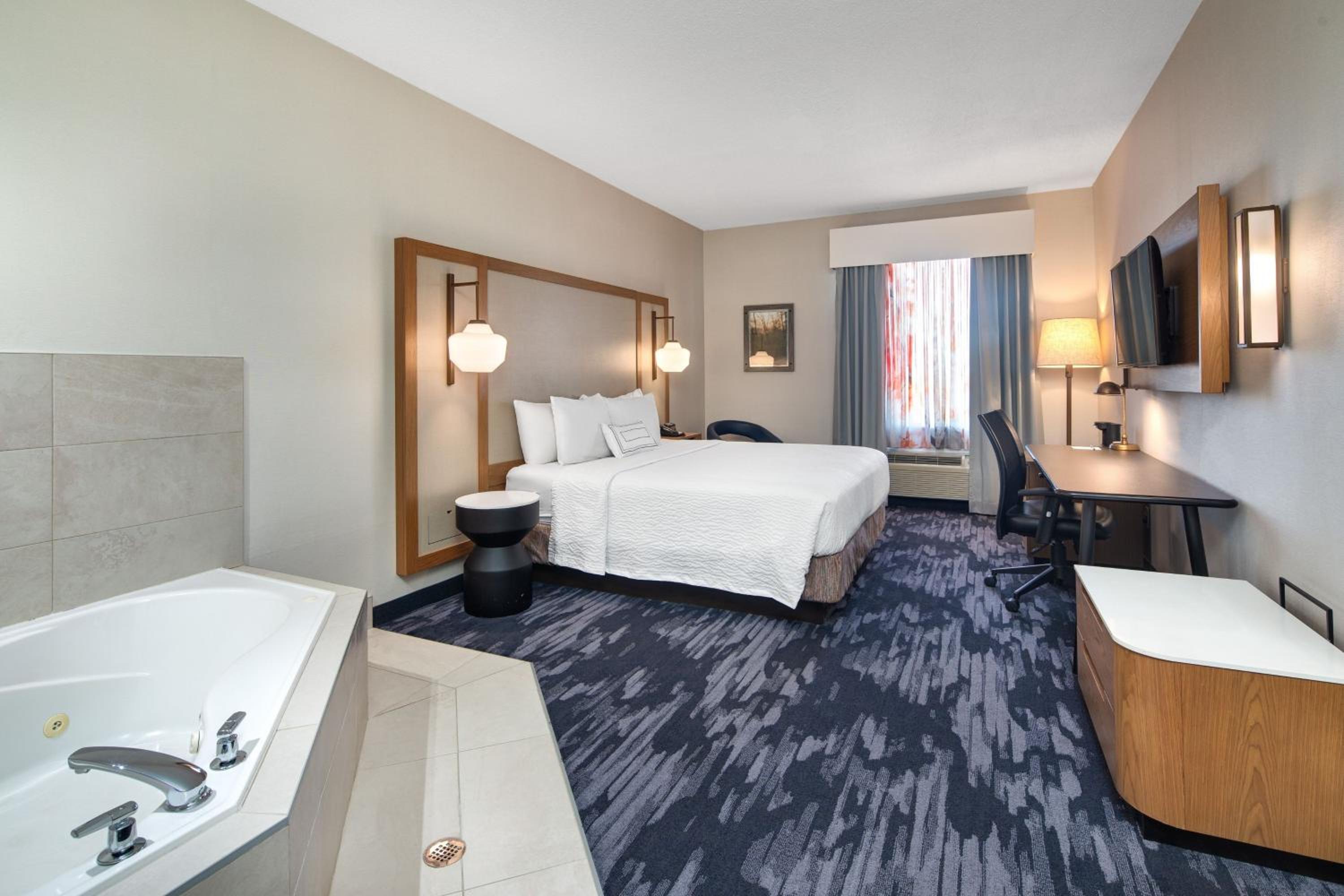King Room with Spa Bath - Photo 1