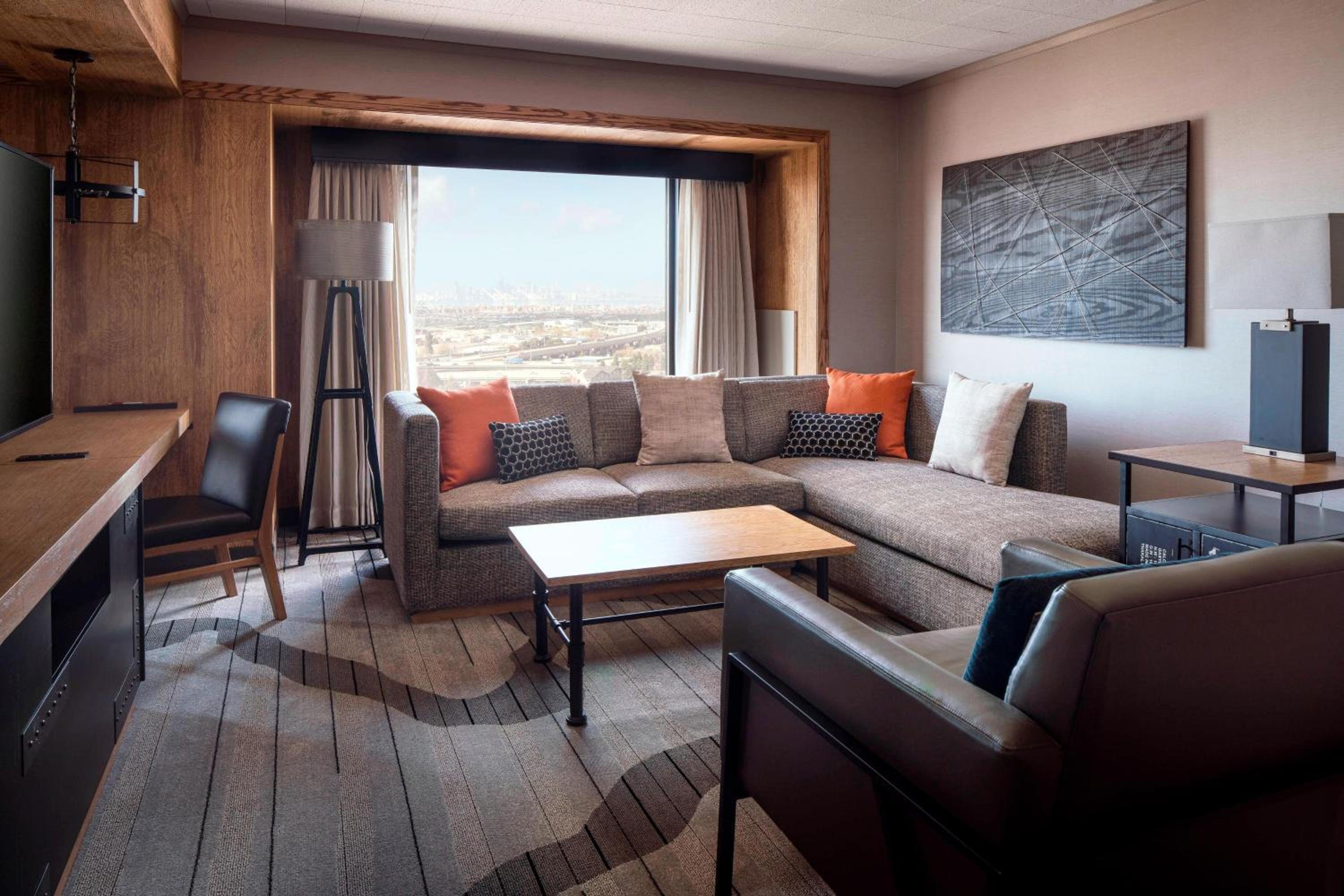 King Suite - Photo 5