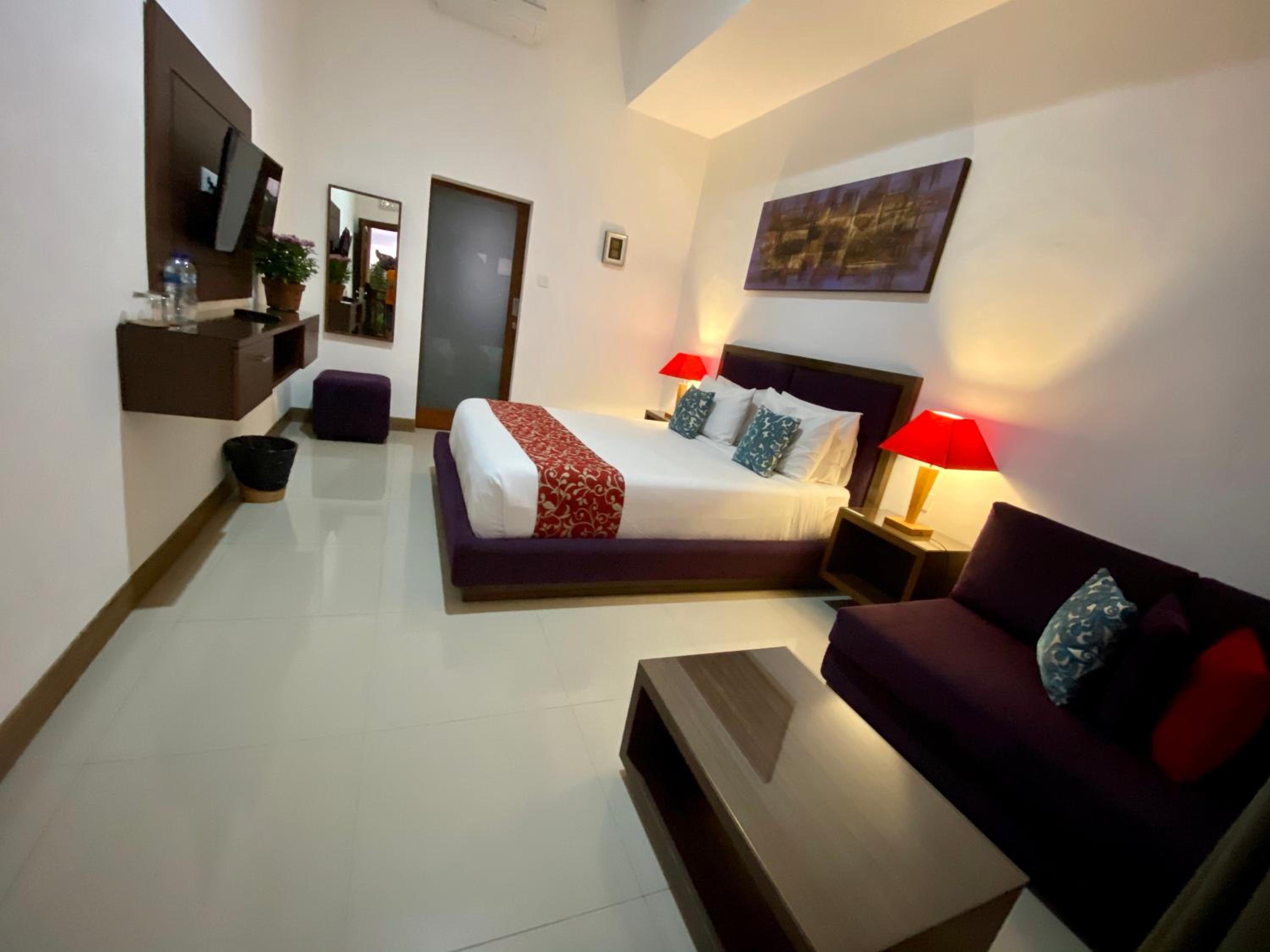 Deluxe Double Room - Photo 16