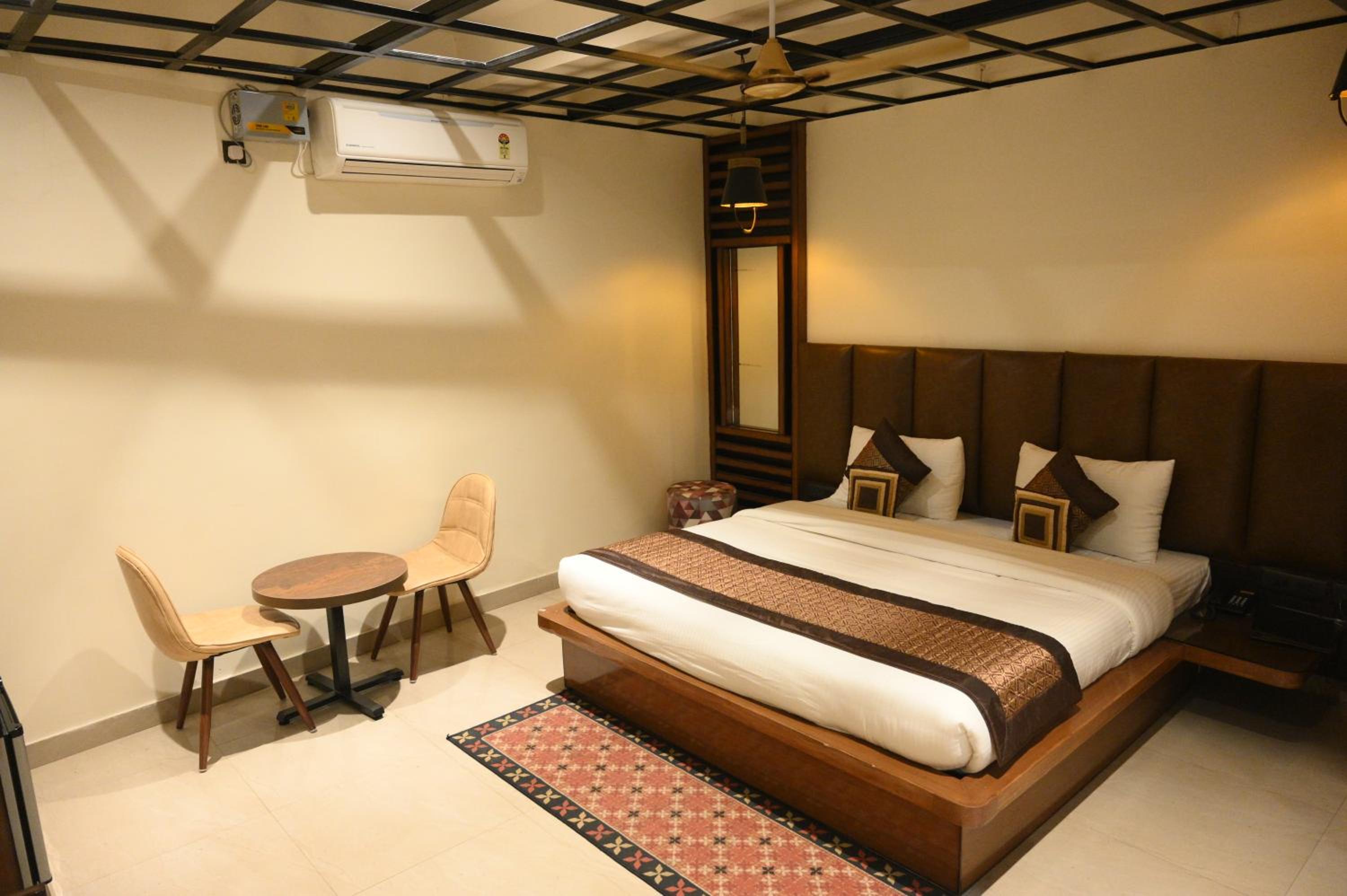 Superior King Room photo 3