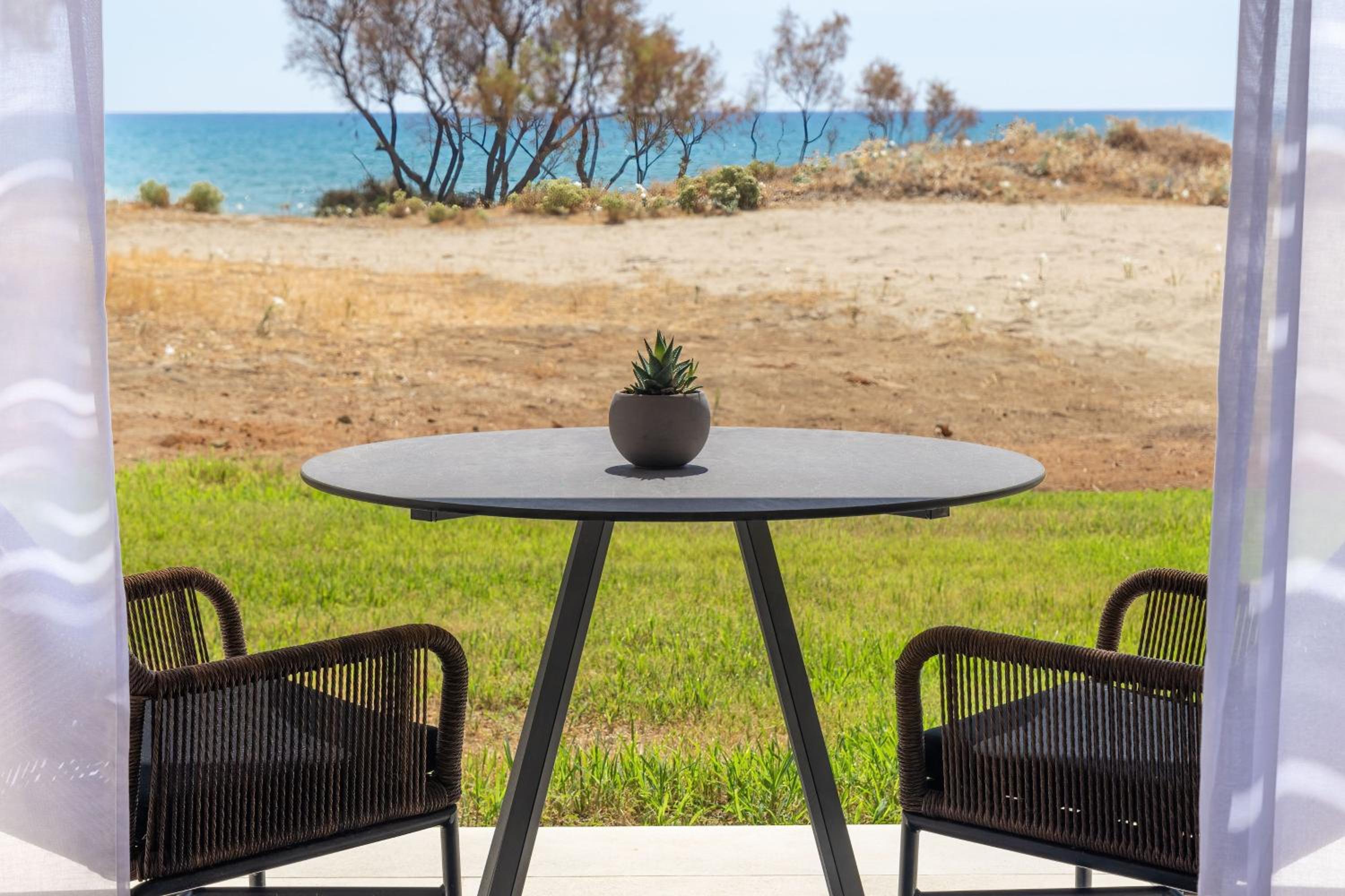 Sapphire Serenity Retreat - Photo 2