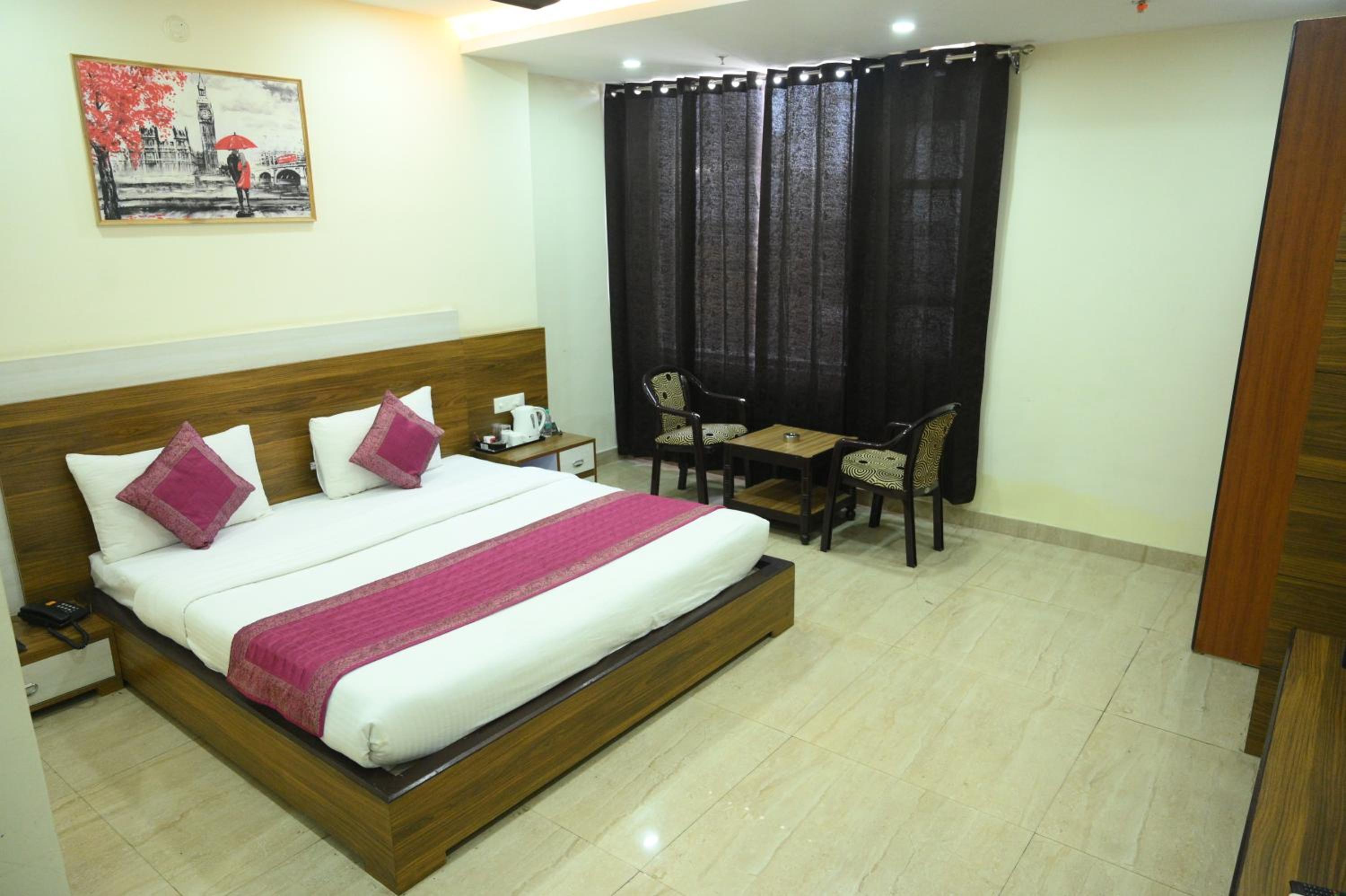 Deluxe Room - Photo 4