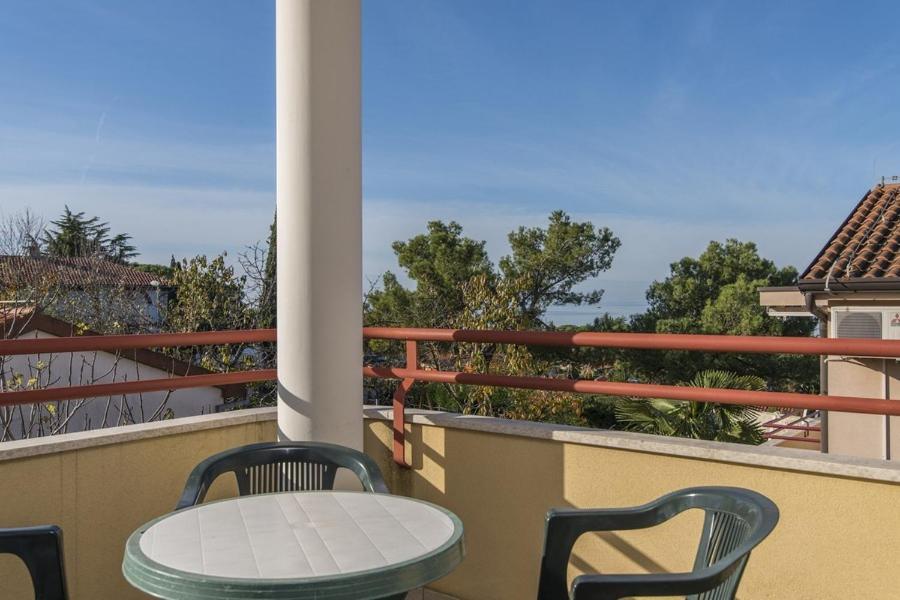 Apartment with Sea View photo 2