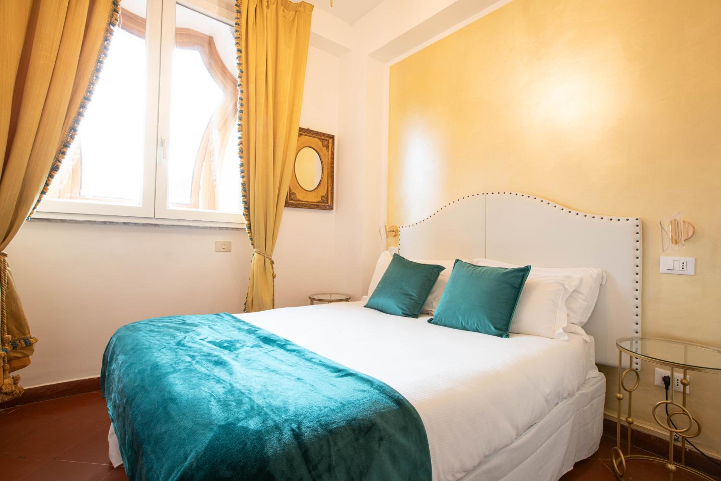 Small Double Room photo 1