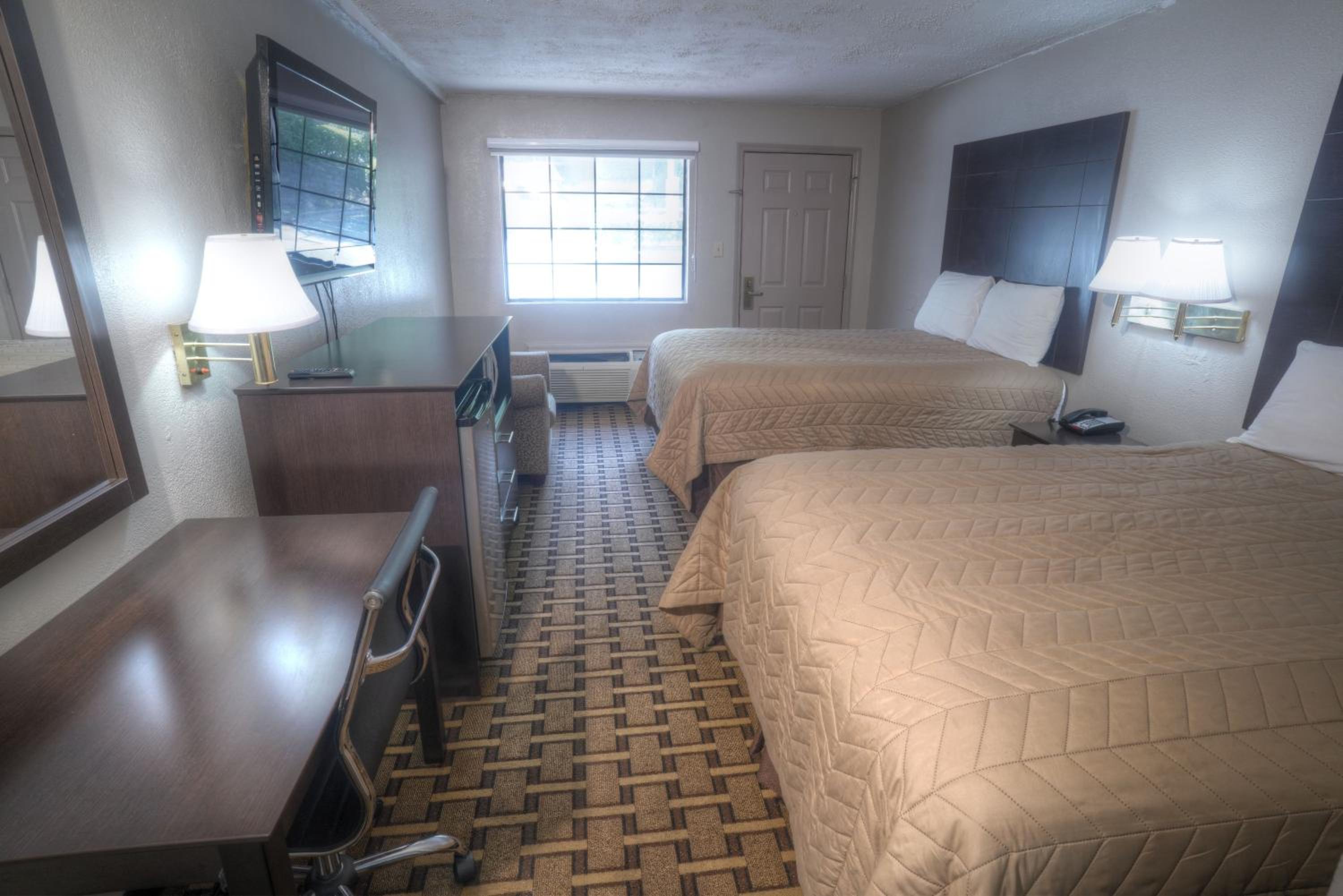 Double Room with Two Double Beds photo 1