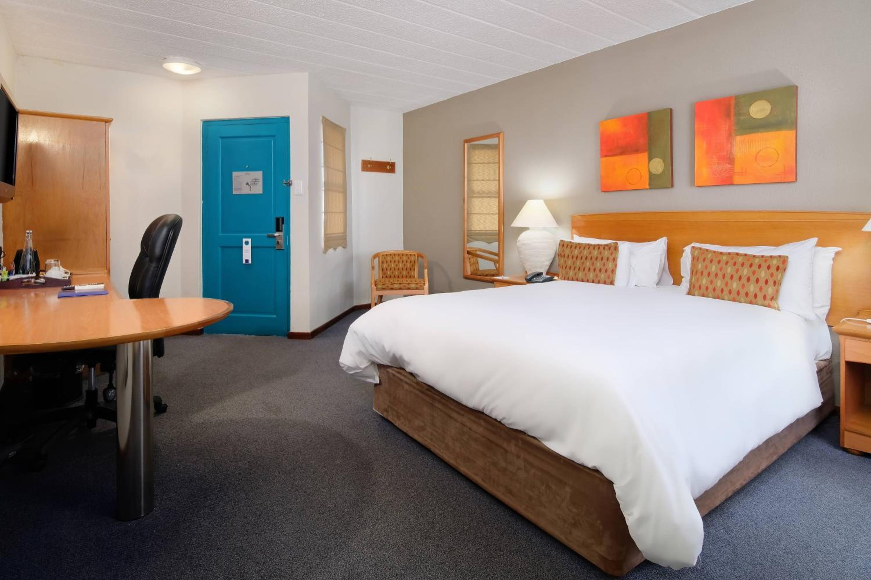 Deluxe King Room photo 3