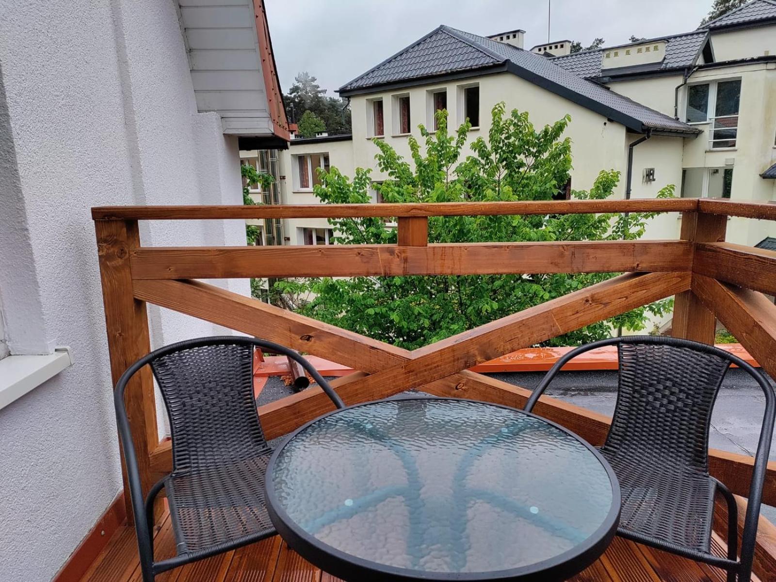 Double Room with Balcony - Photo 7
