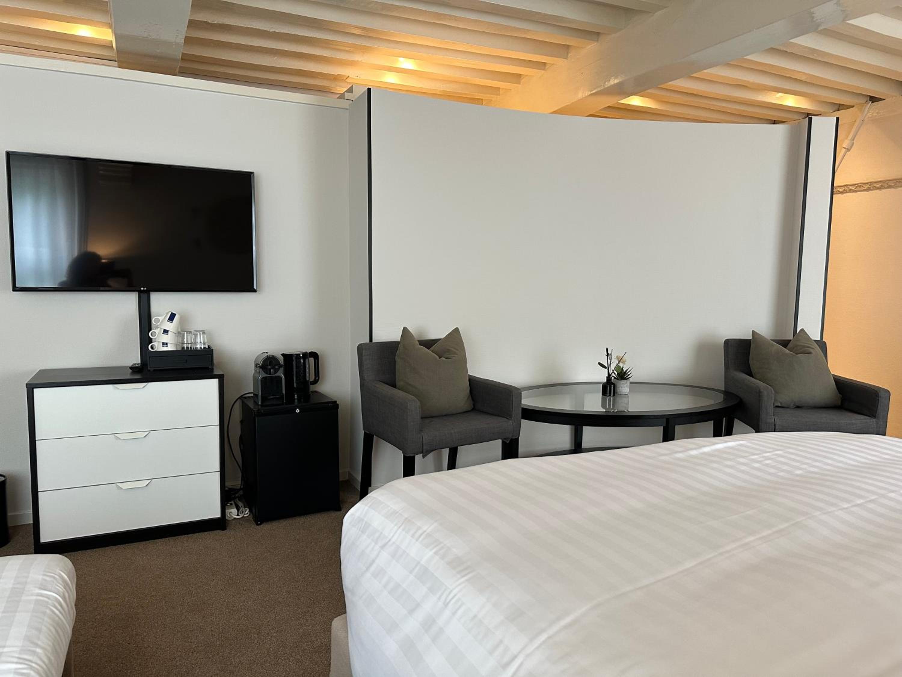 Triple Room with Canal View