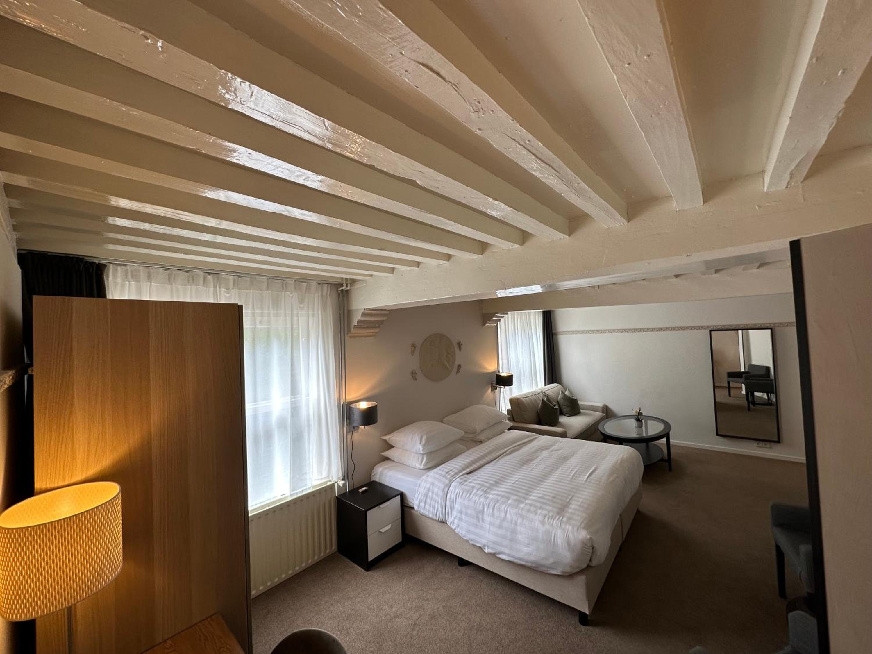 Deluxe Double Room - Photo 5