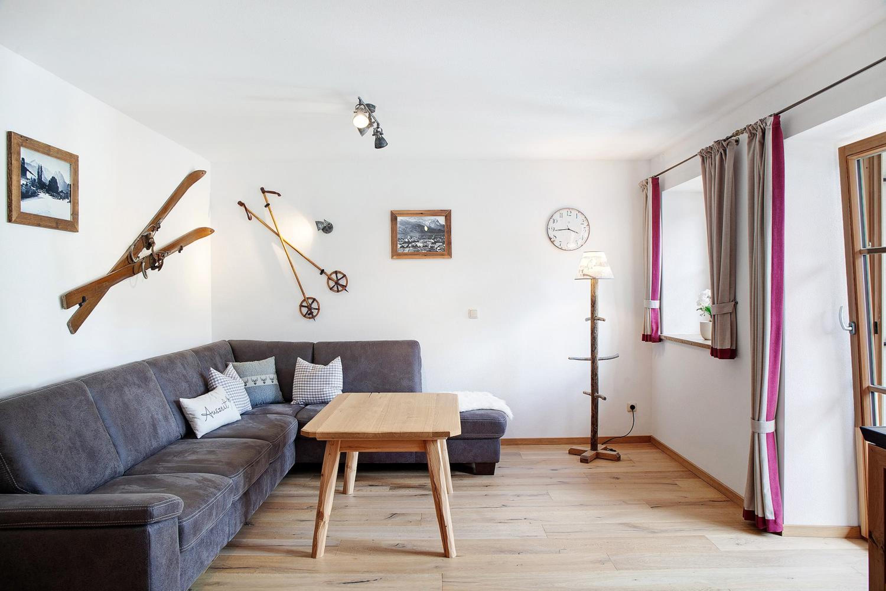 Superior One-Bedroom Apartment with Balcony