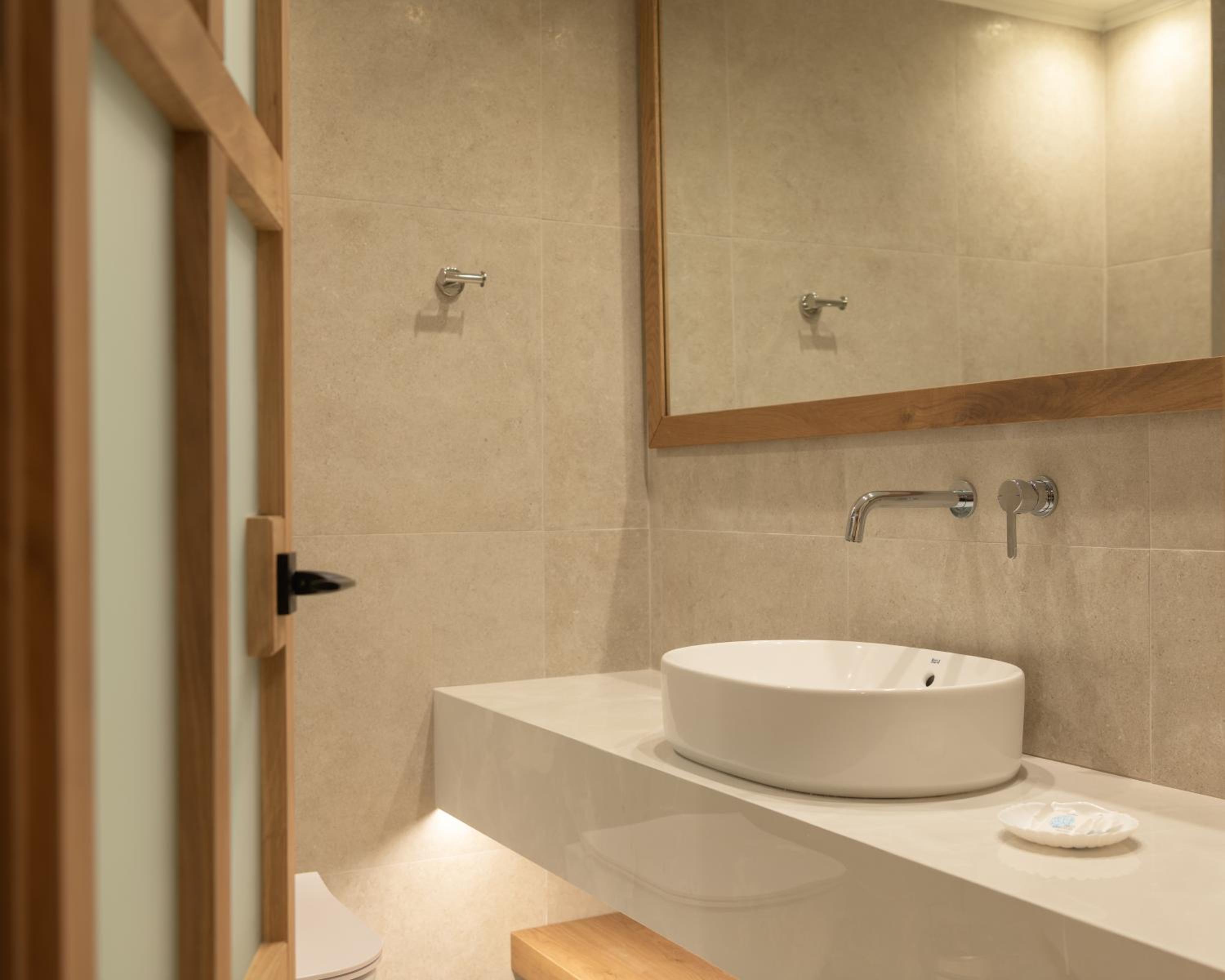 Superior Double Room with Private Pool - Photo 8