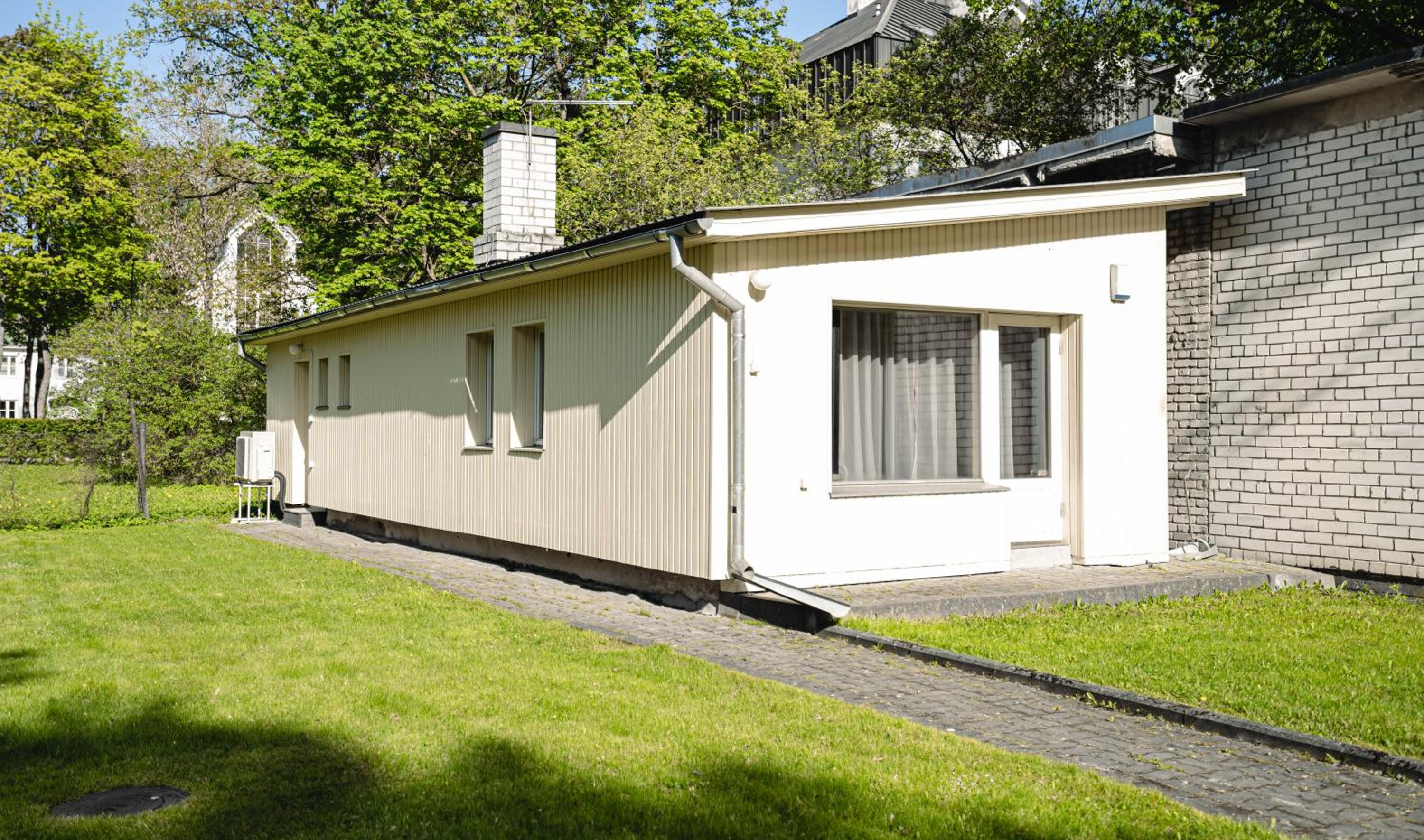 One-Bedroom House photo 3