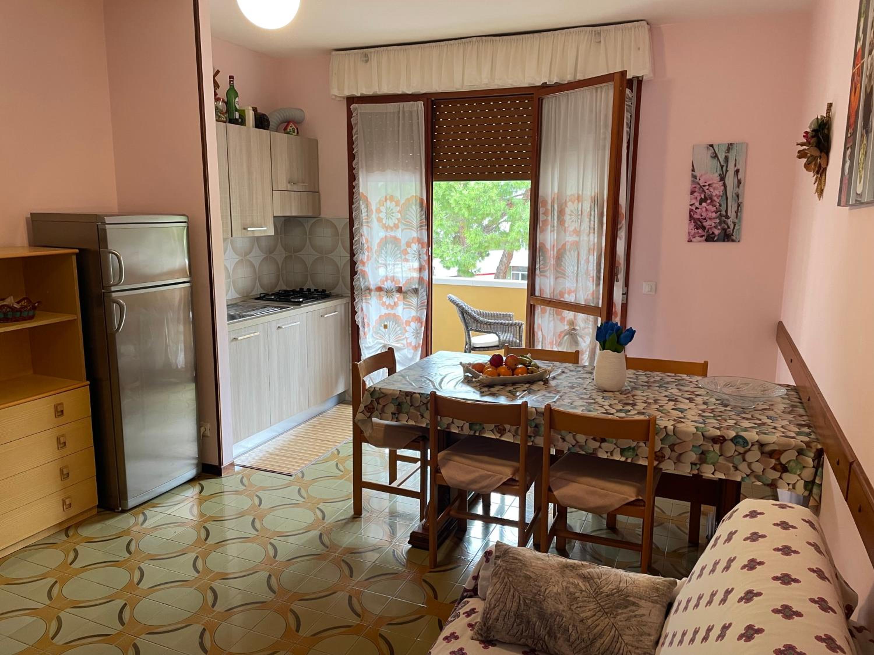 Two-Bedroom Apartment - Photo 4