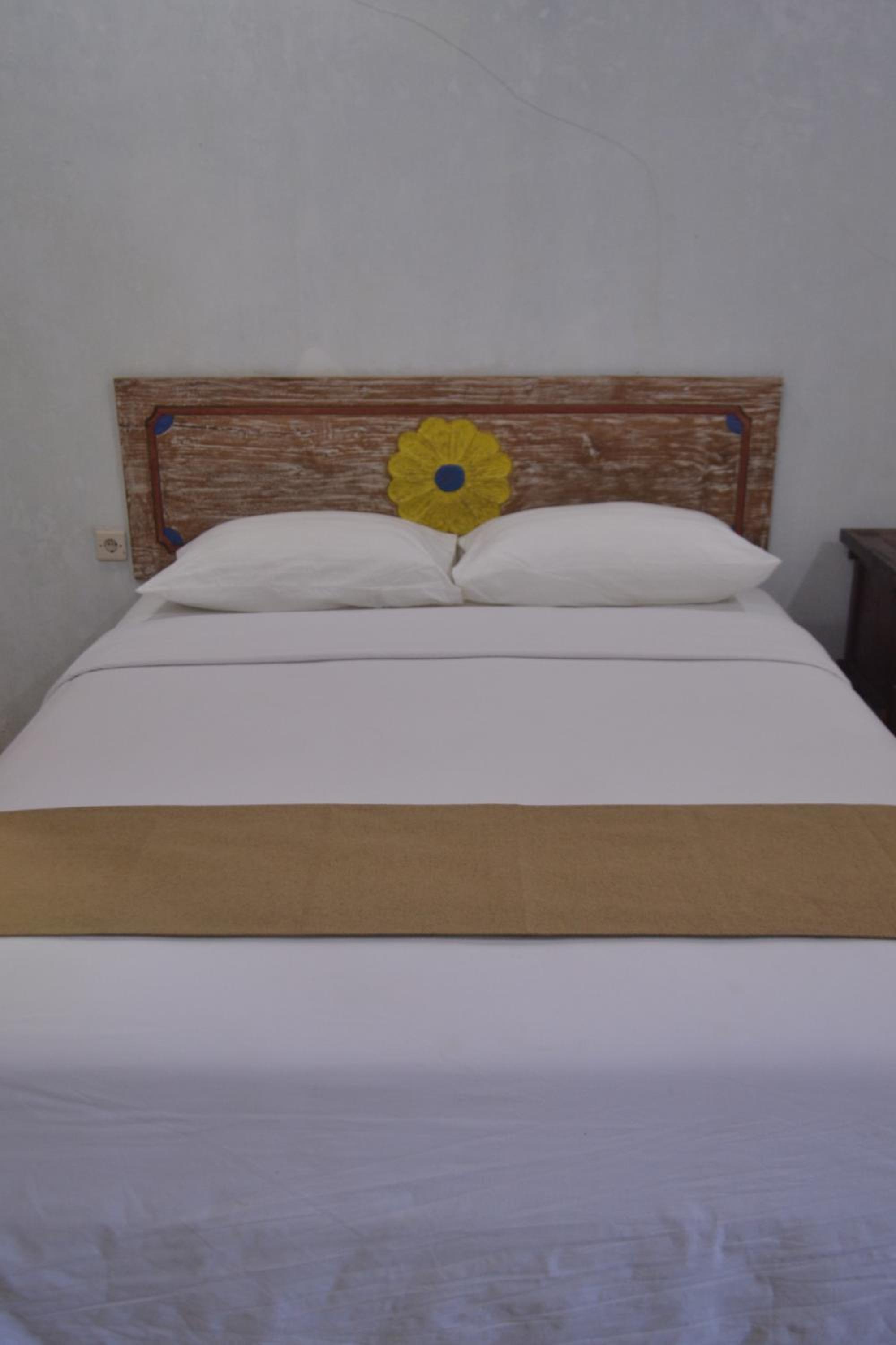 Standard Double Room - Photo 6