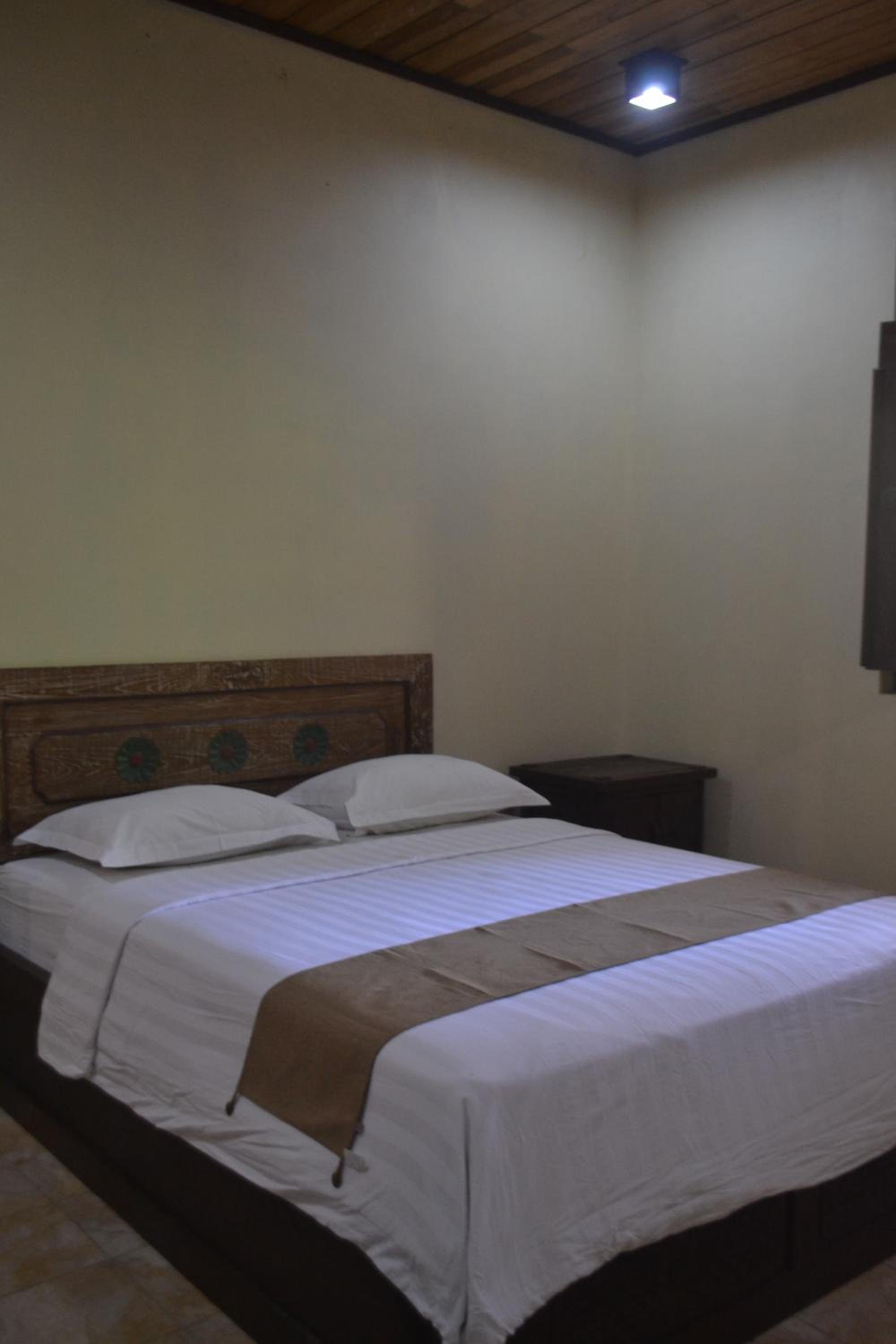 Standard Double Room - Photo 1