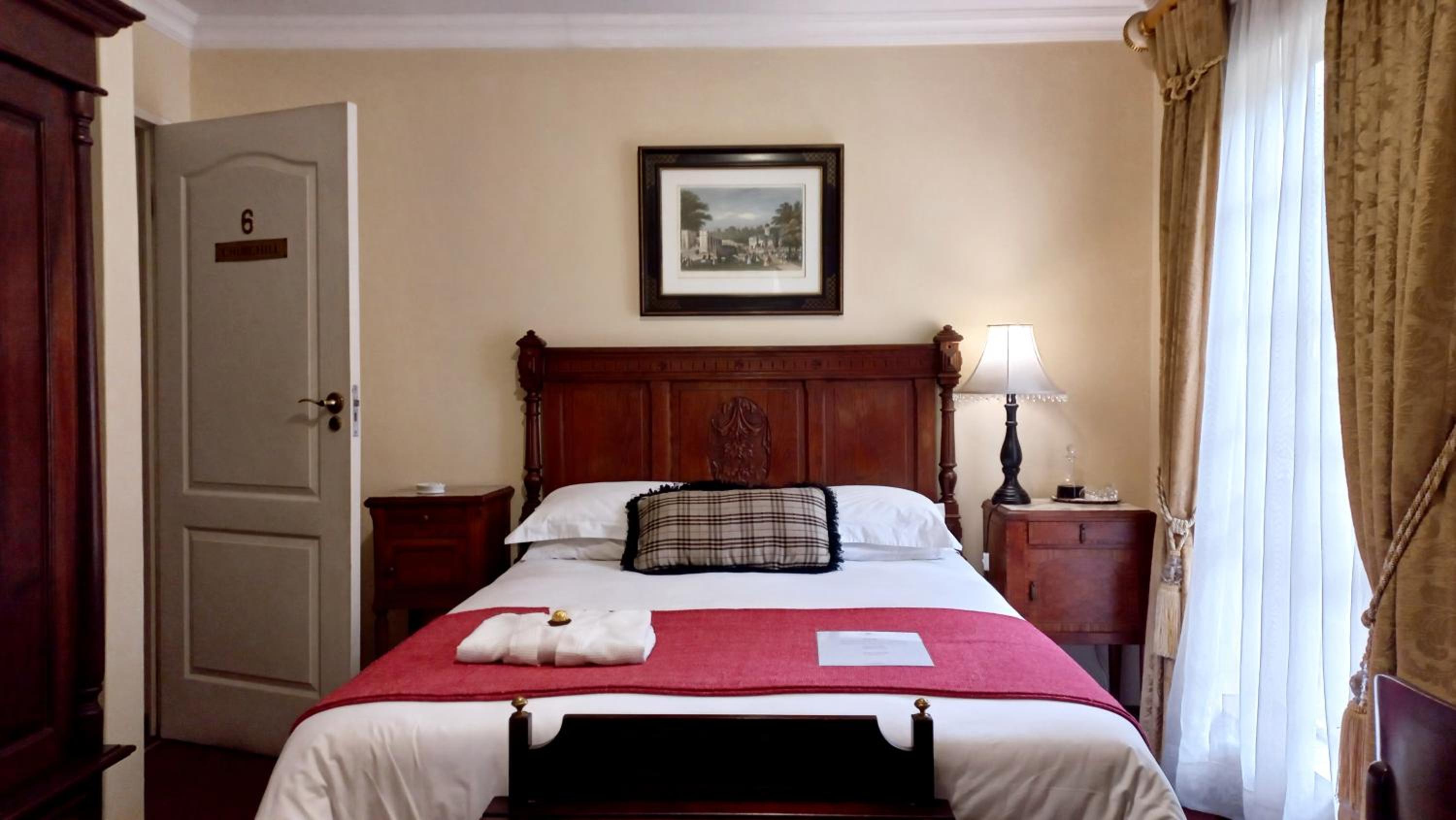Small Single Room photo 1