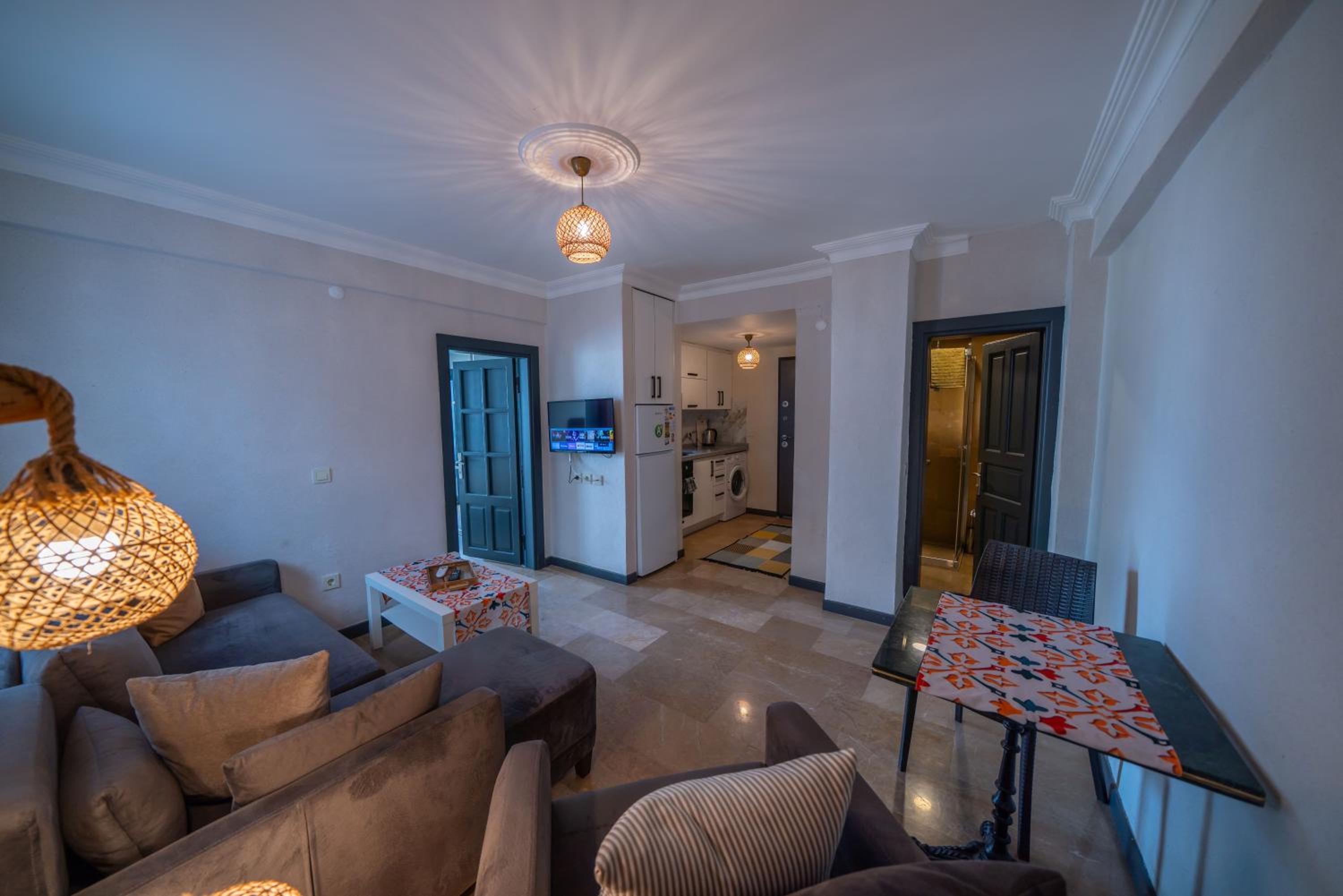 One-Bedroom Apartment