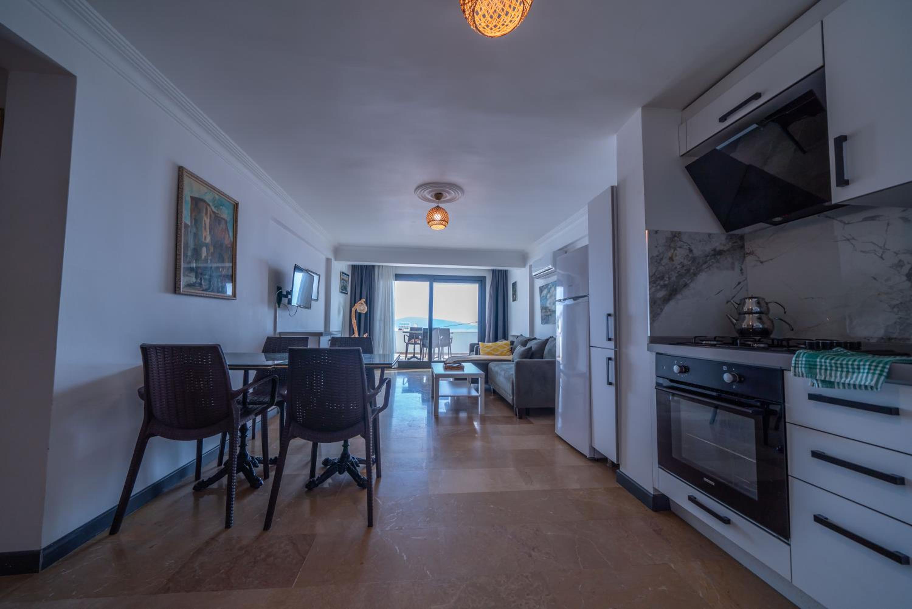 Two-Bedroom Apartment - Photo 5