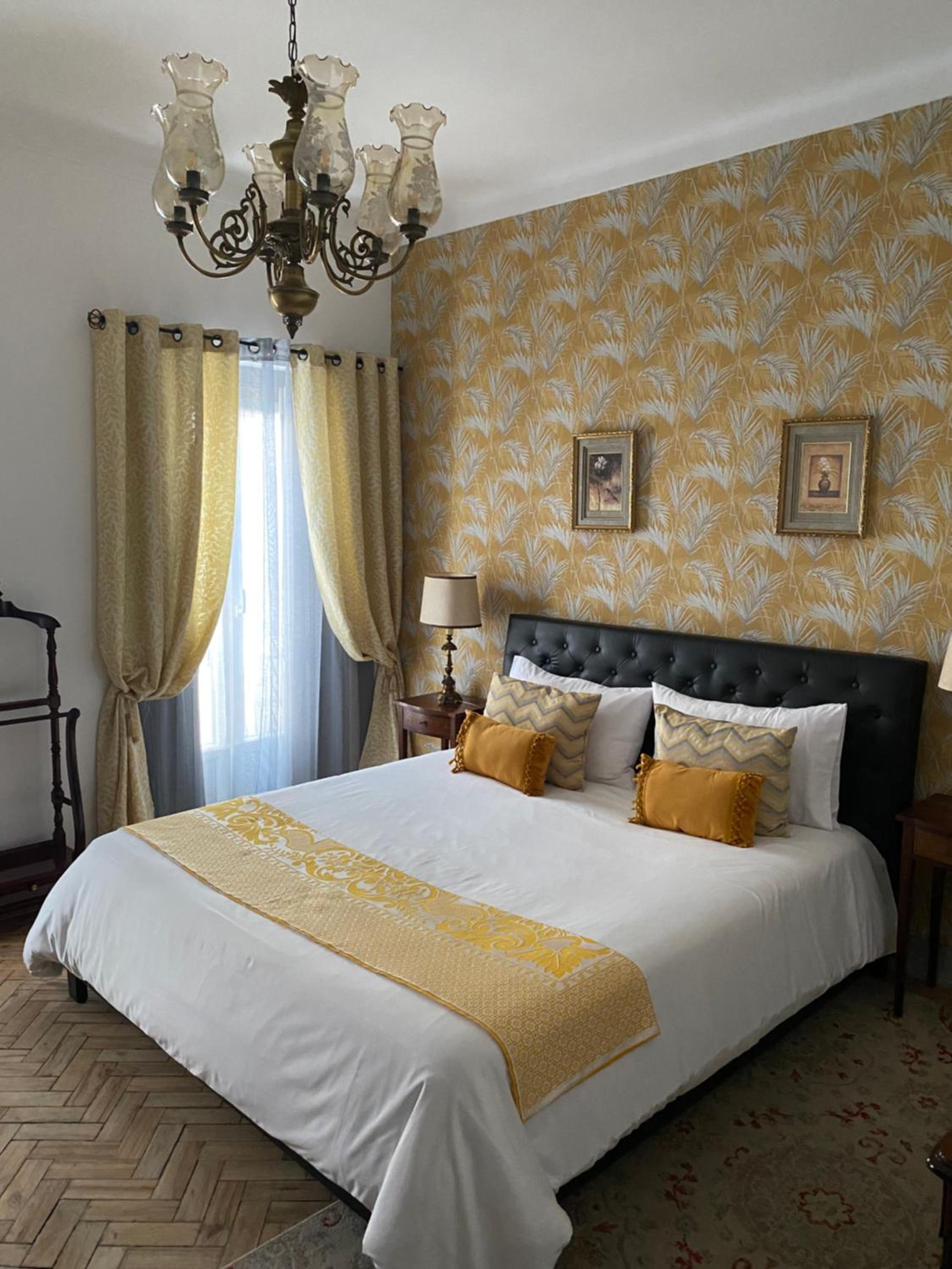 Superior King Room - Photo 1