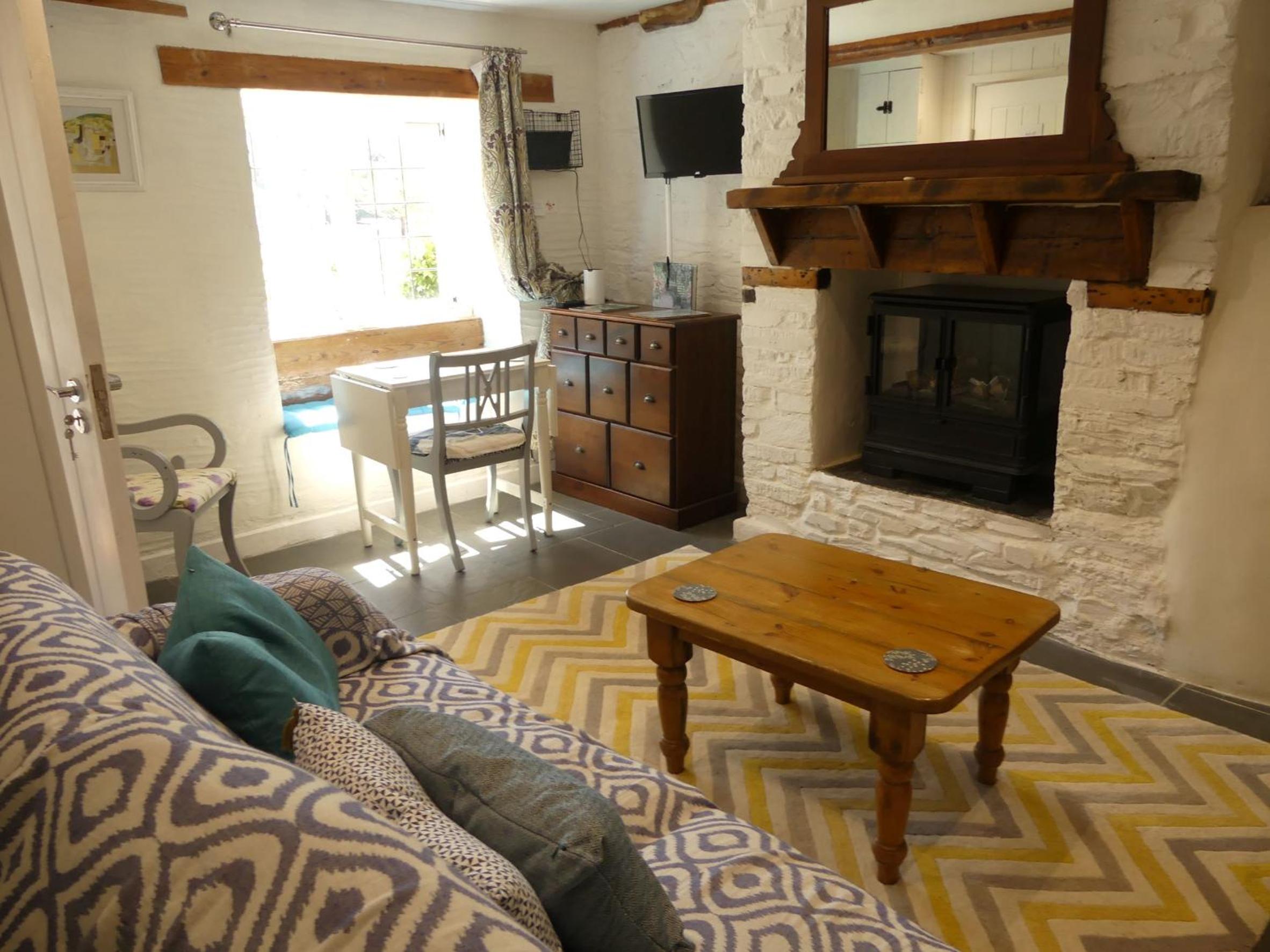 Apartment - Ground Floor photo 2