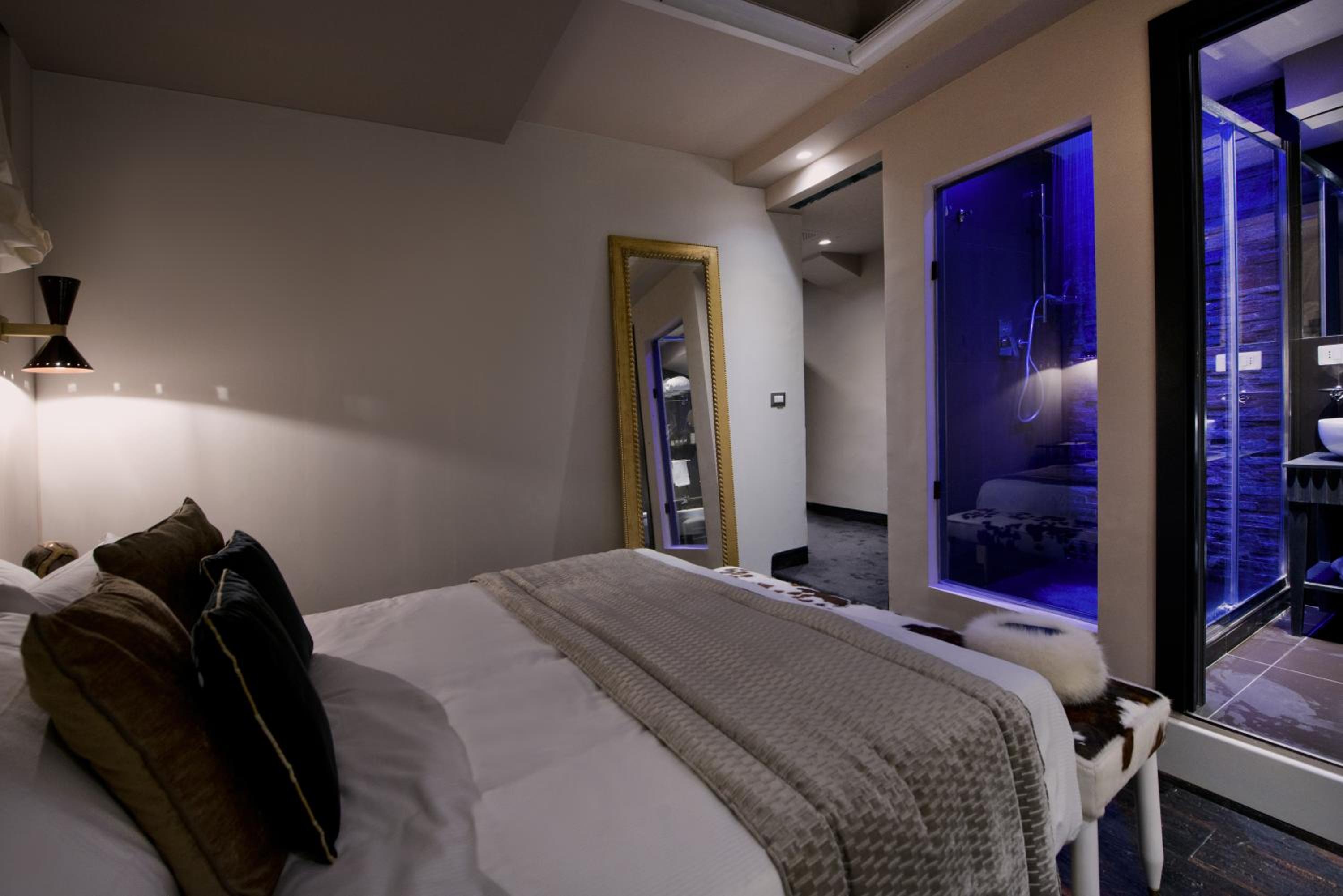 Small Double Room