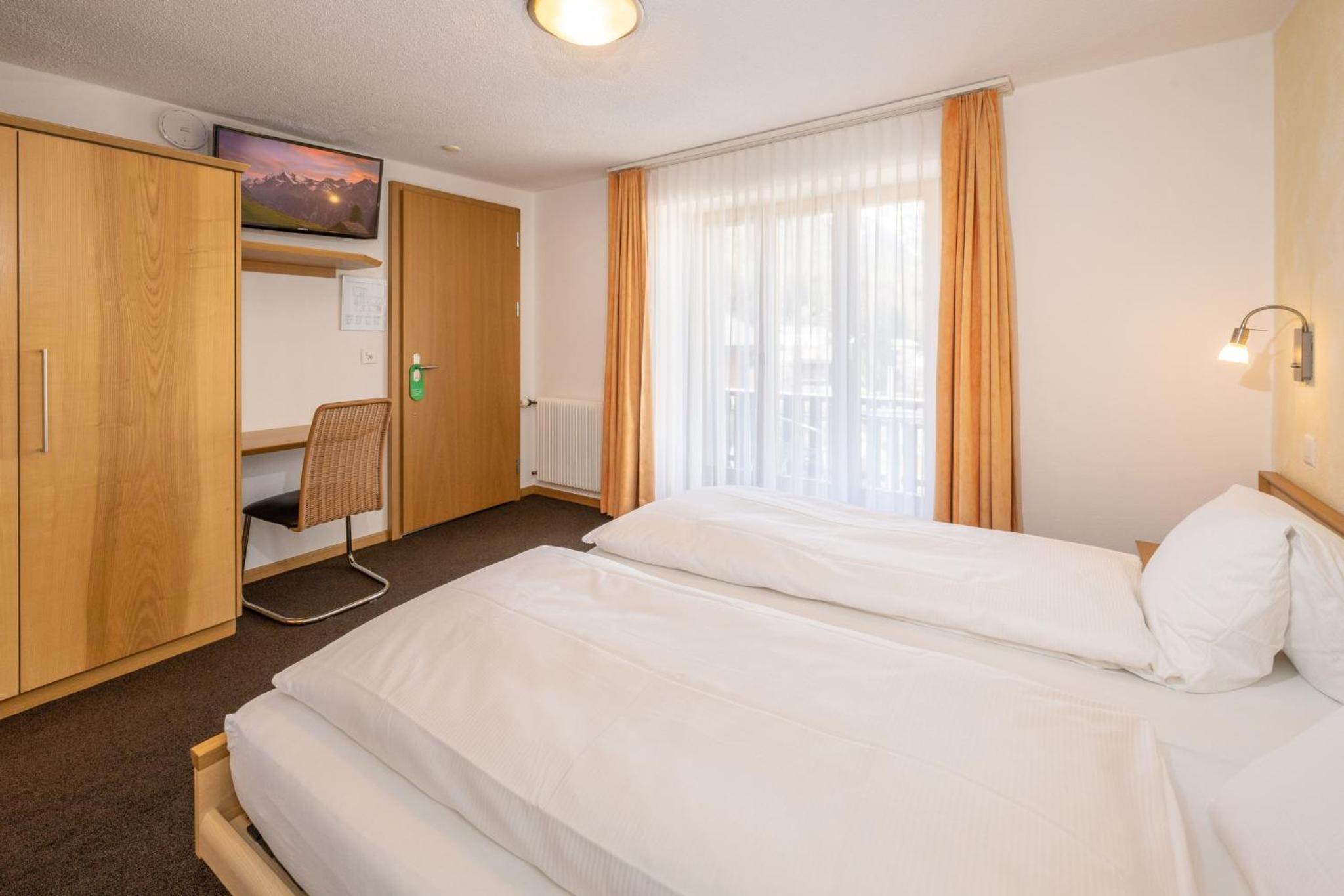 Economy Double Room - Photo 2