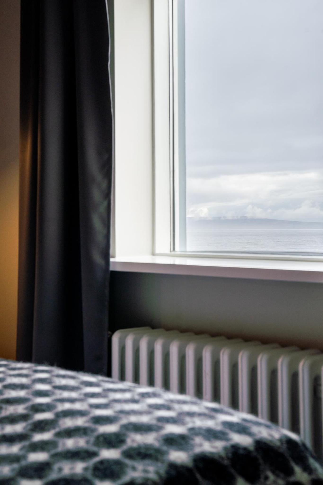 Deluxe Double Room with Sea View - Photo 2