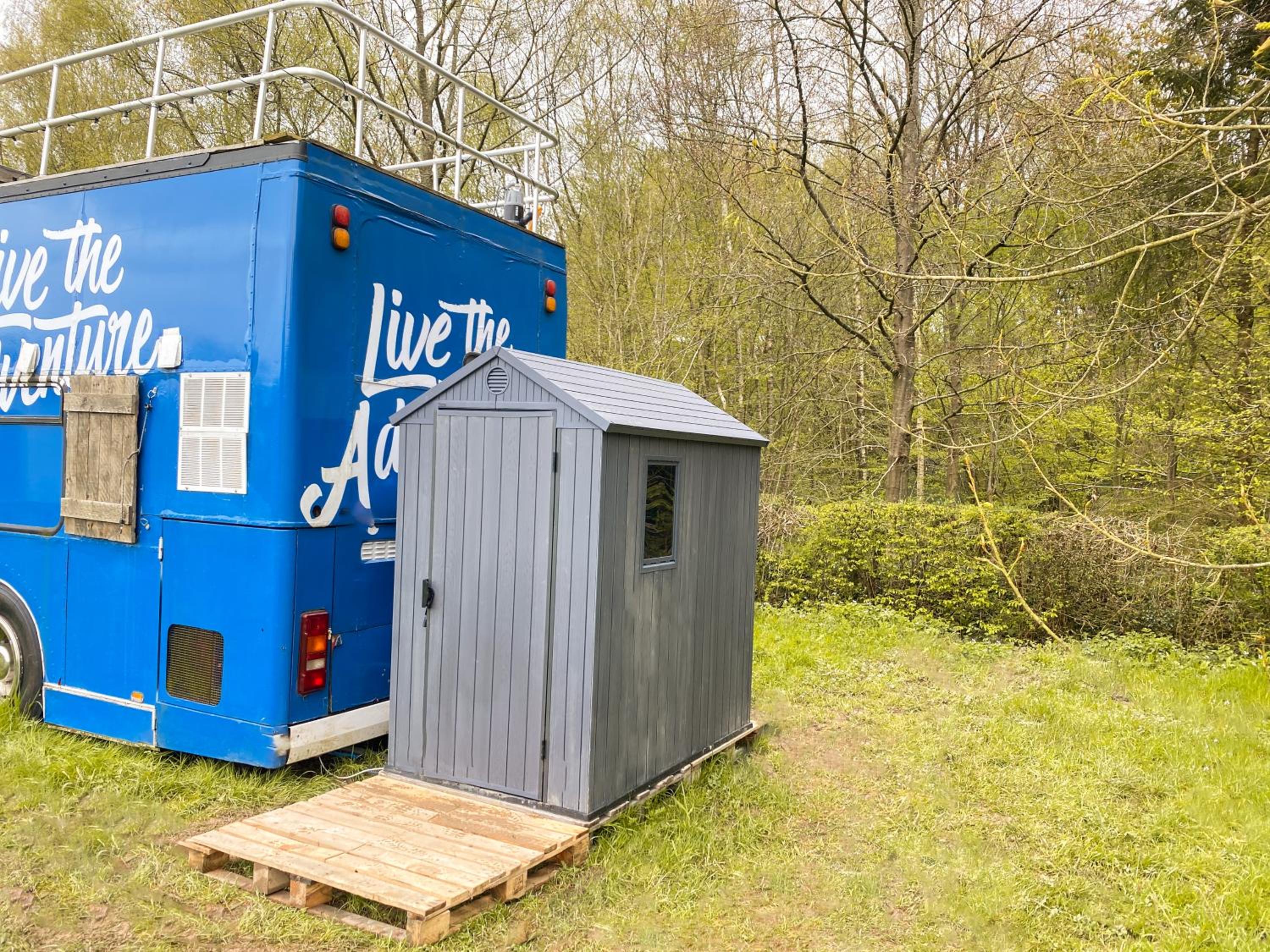 Mobile Home photo 2