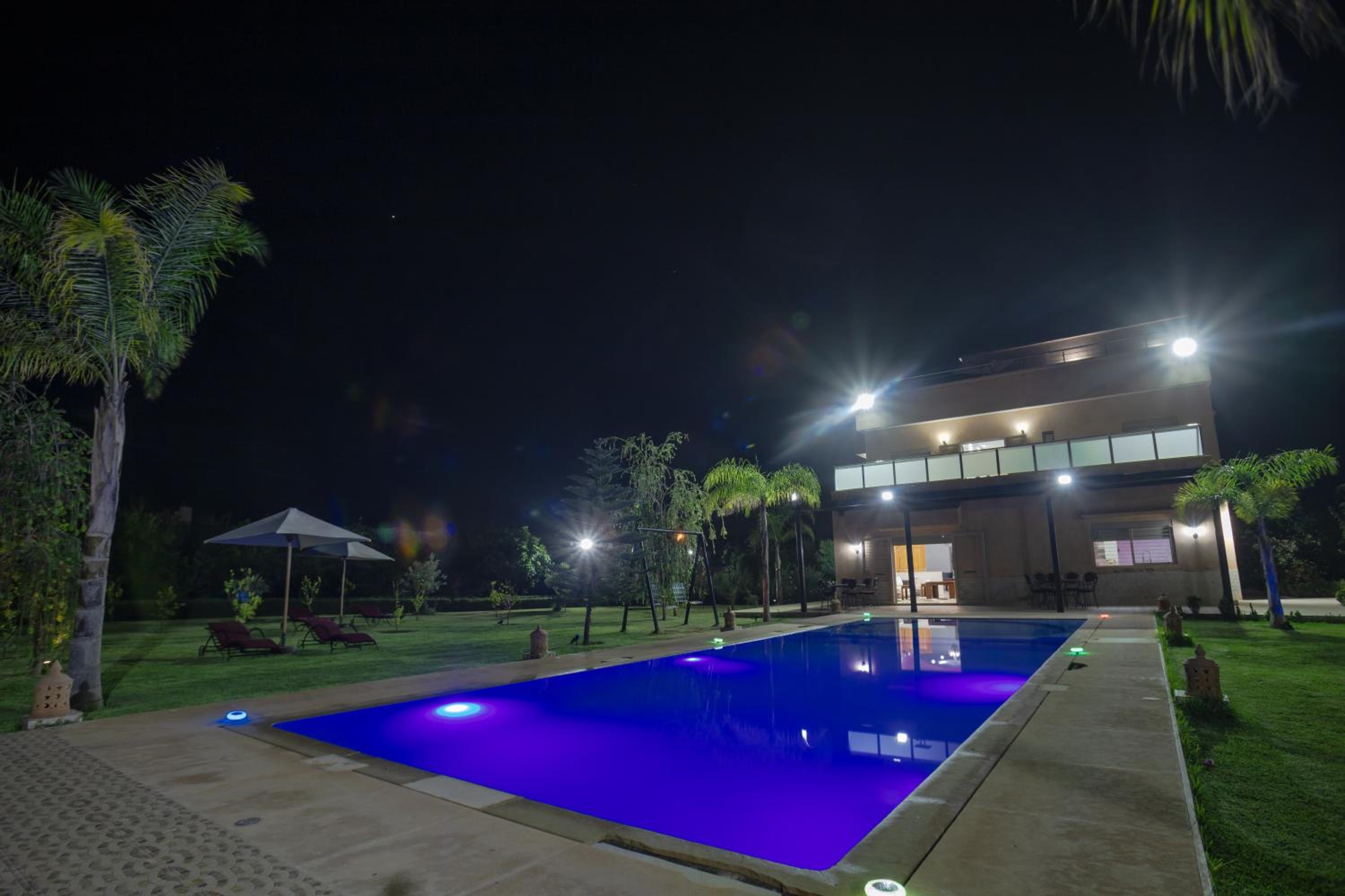 Deluxe Villa photo 2