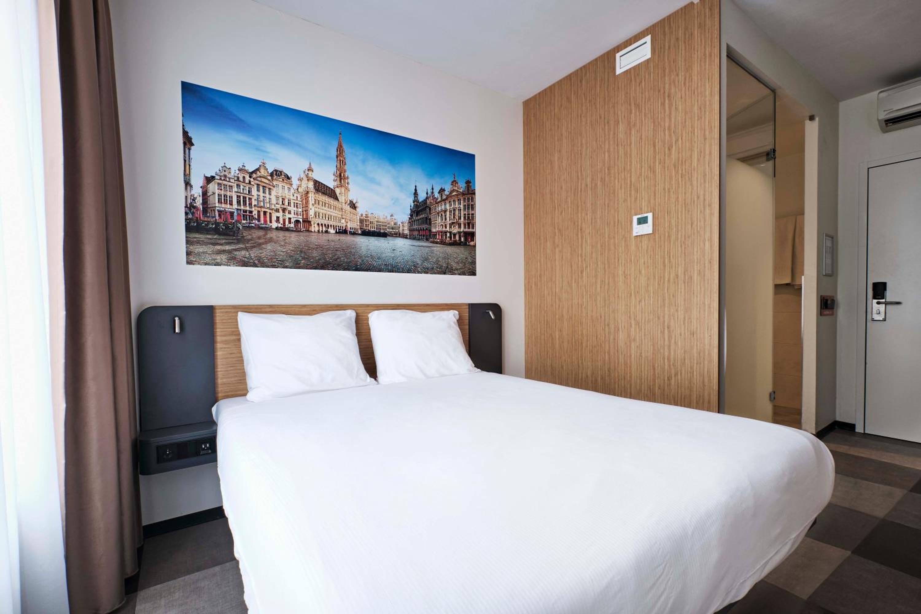 Standard Double Room photo 3