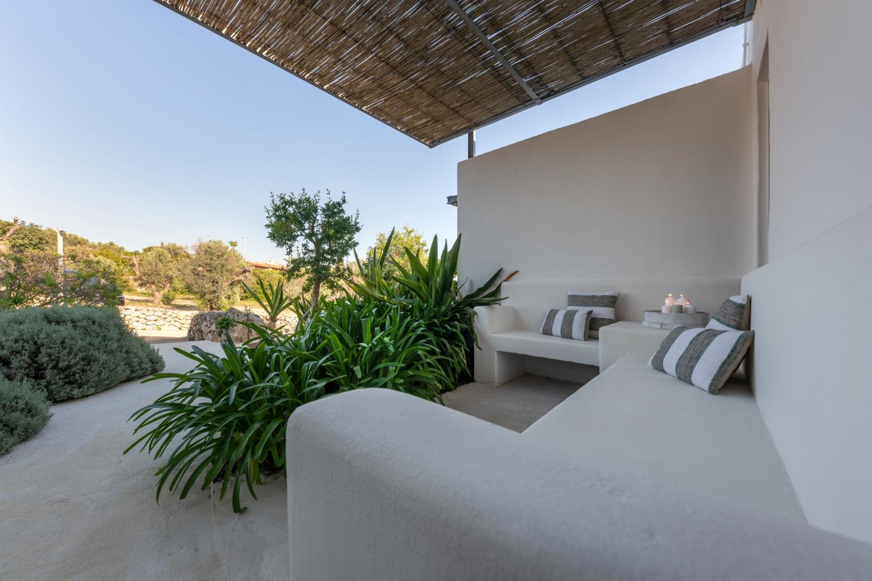 Family Room with Sea View - Photo 21