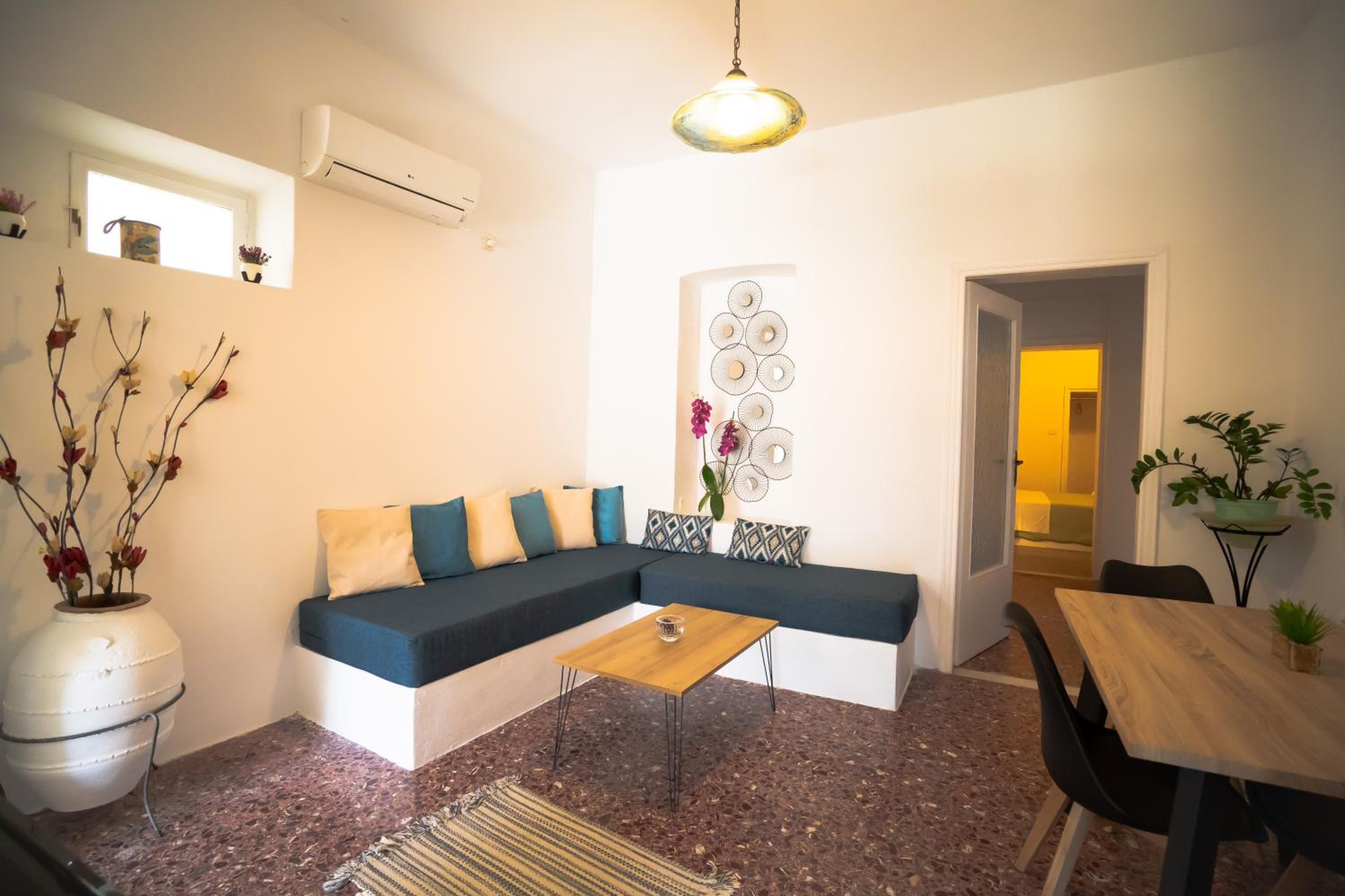 Three-Bedroom House photo 1