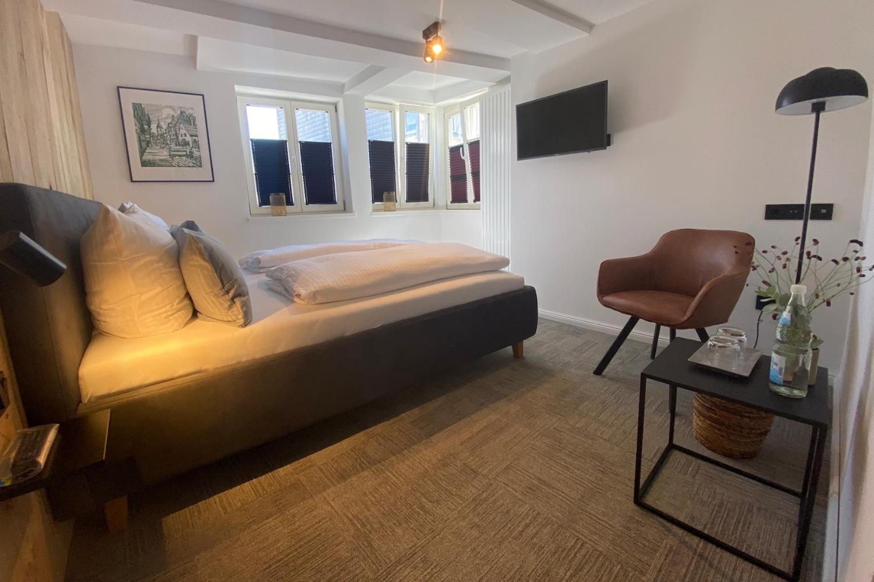 Large Double Room